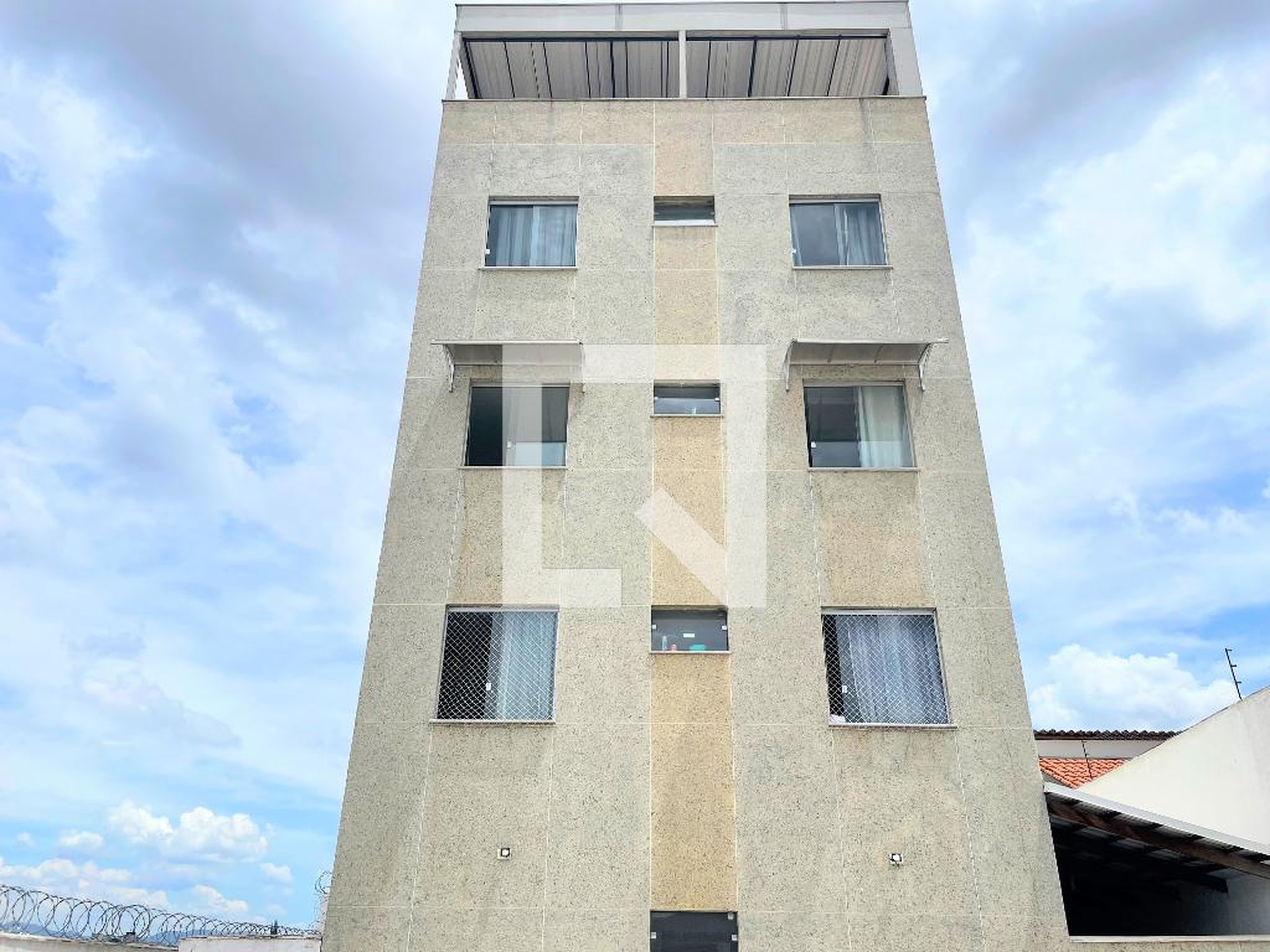 Fachada Condomínio em Rua São Gonçalo do Pará, 351