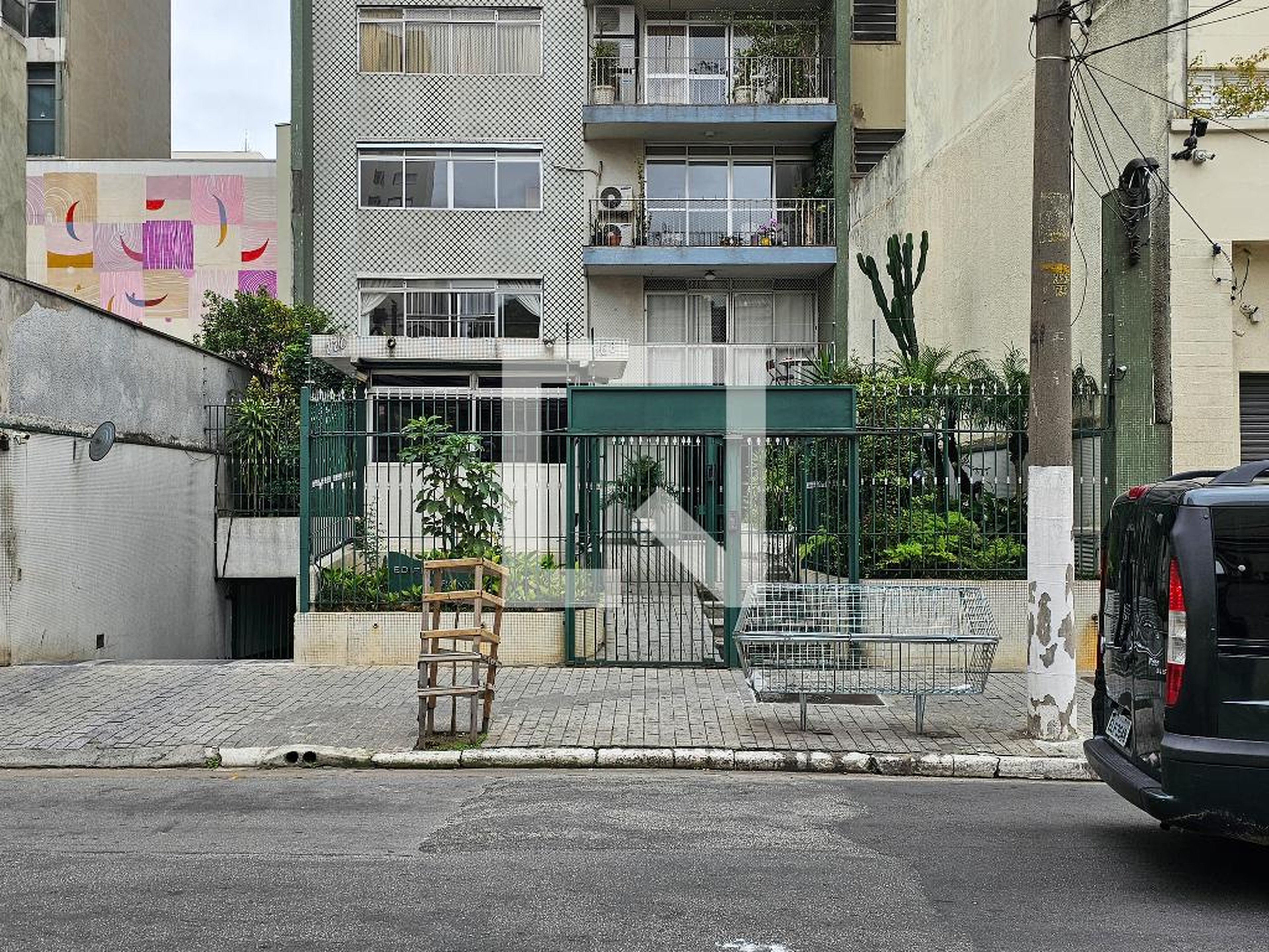 Fachada Edifício Daronyl