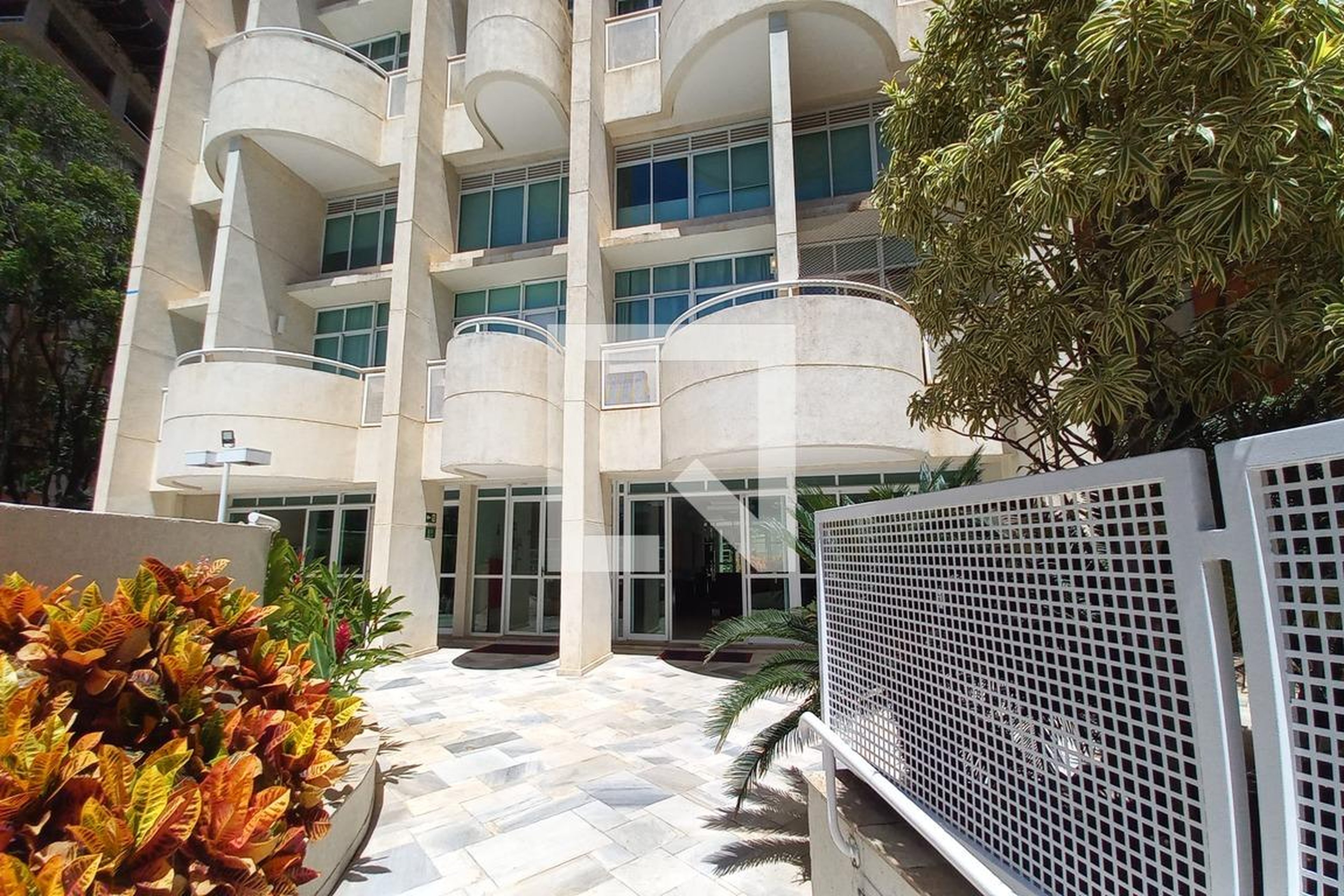 Fachada do Prédio Condomínio Soho