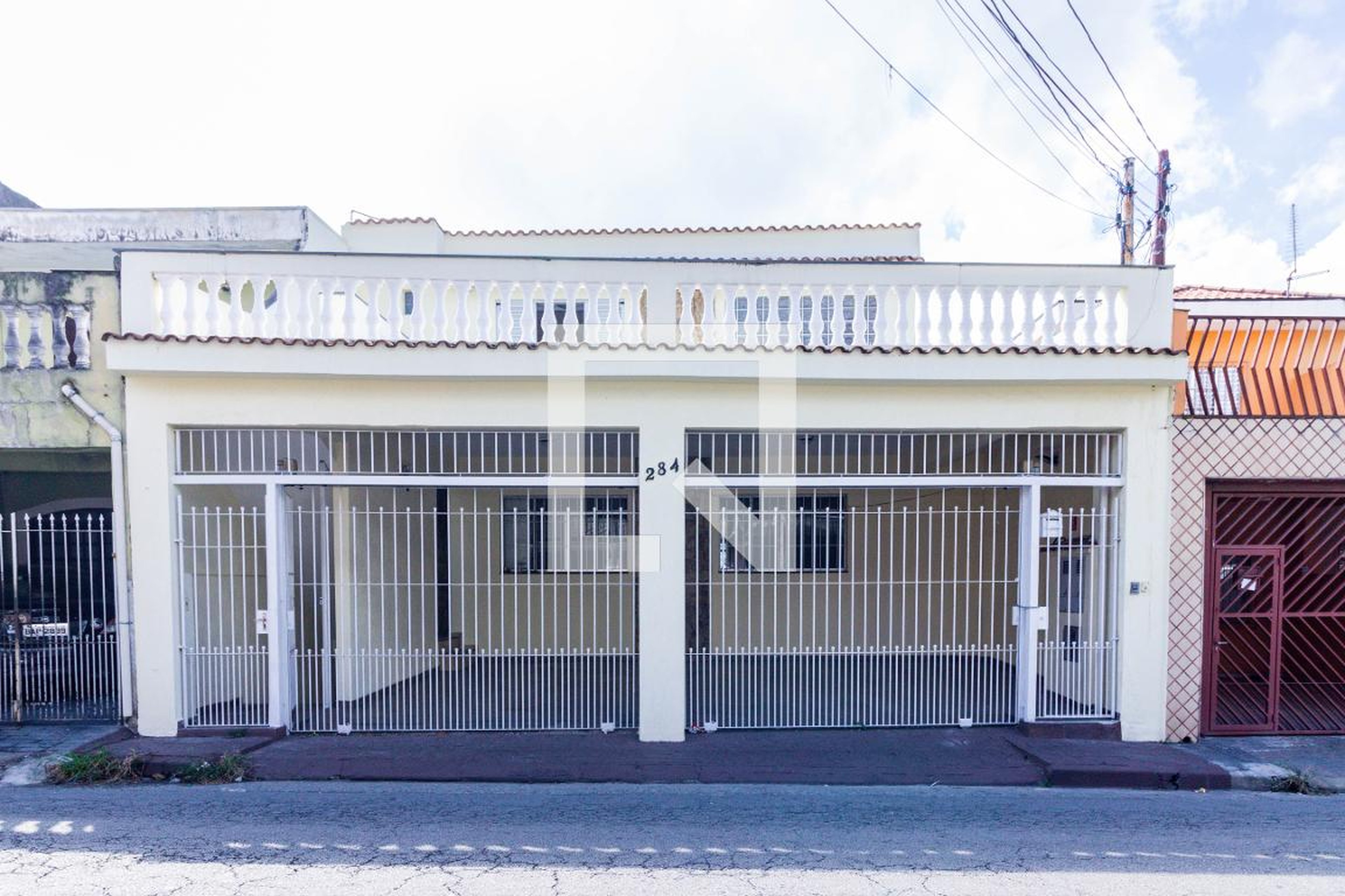 Fachada Condomínio em Rua Homero Francisco Terra, 284