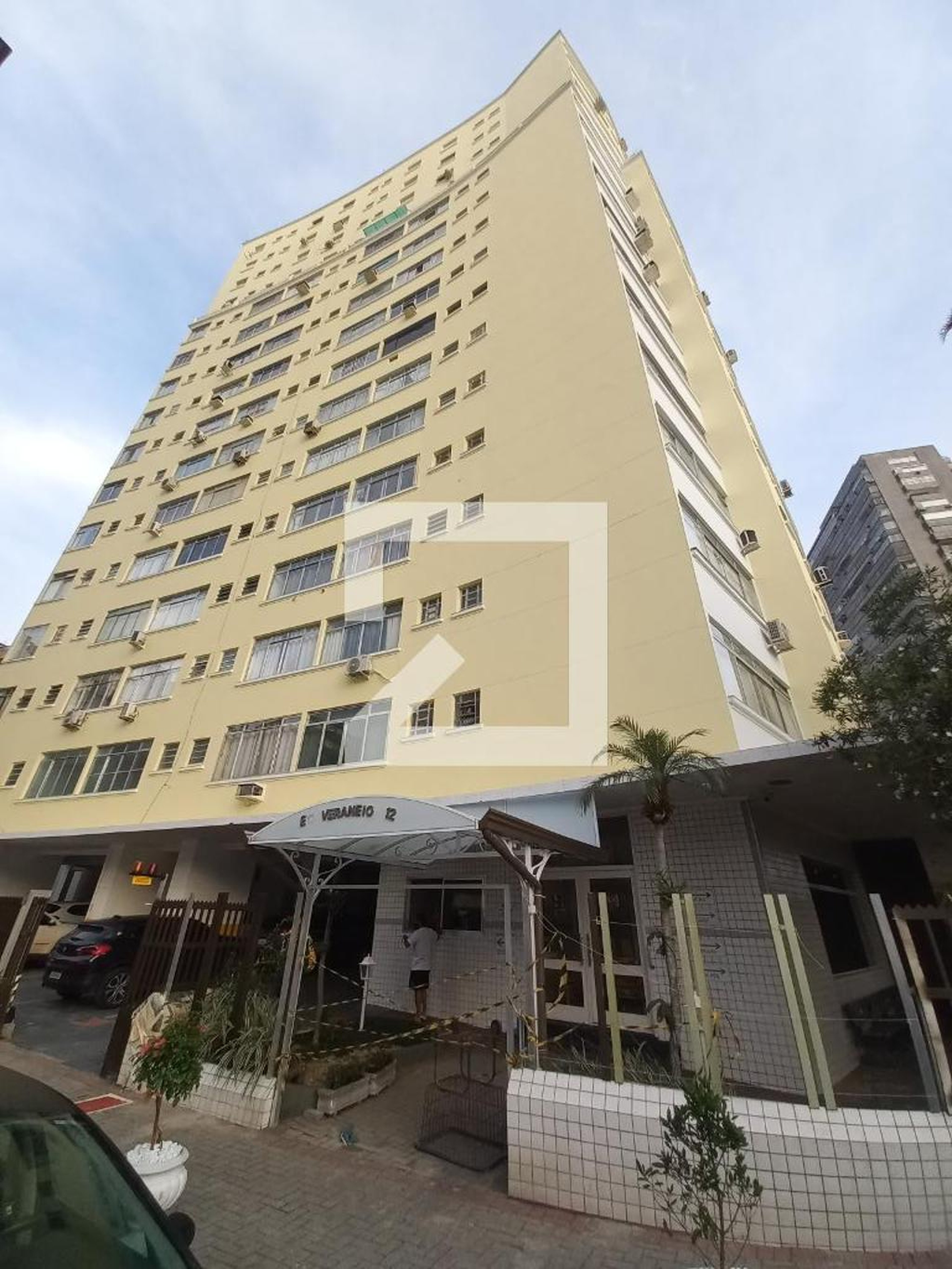 Fachada do Prédio Condomínio Veraneio