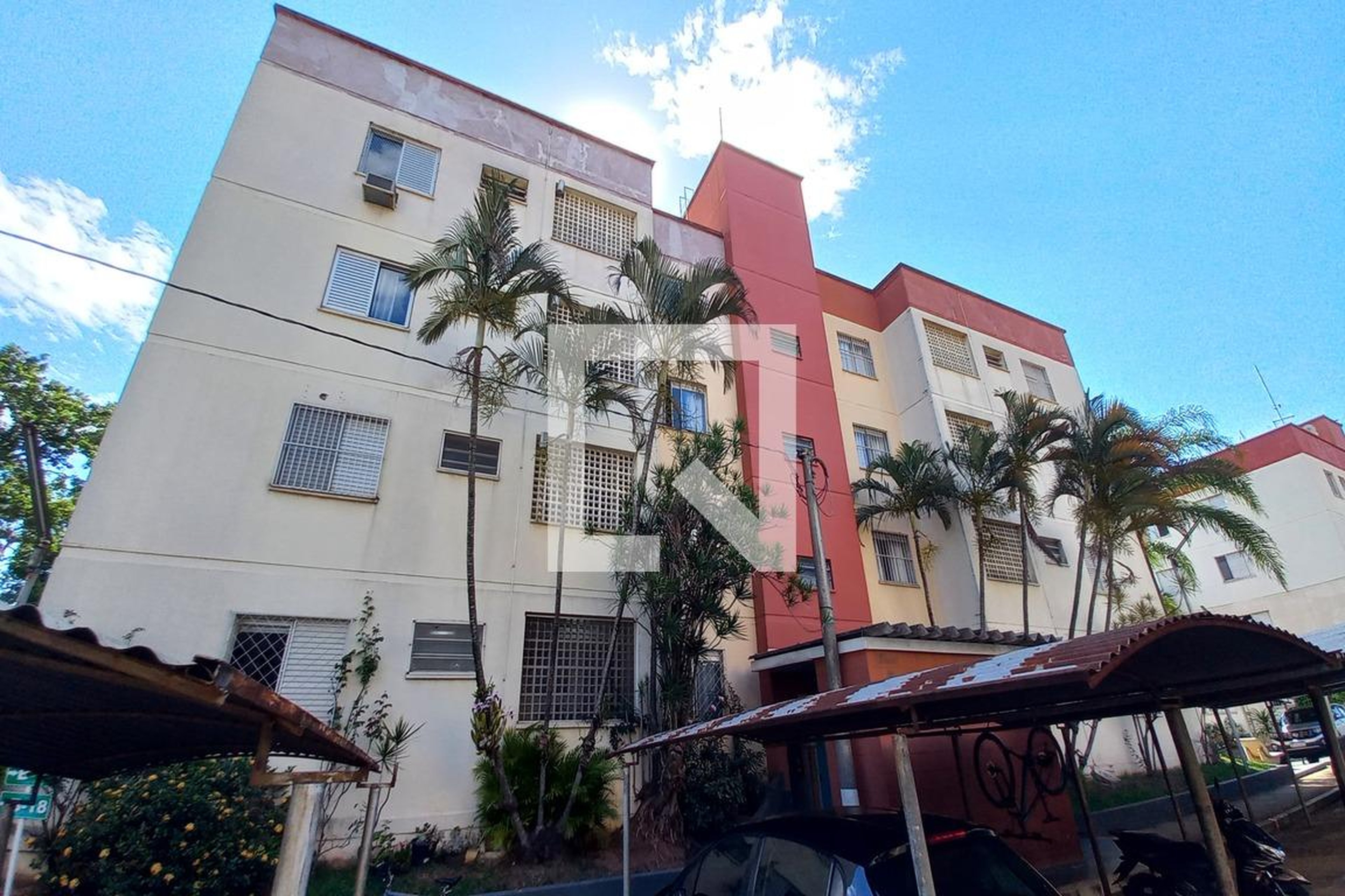 Fachada do Prédio Condomínio Amadeu Mendes