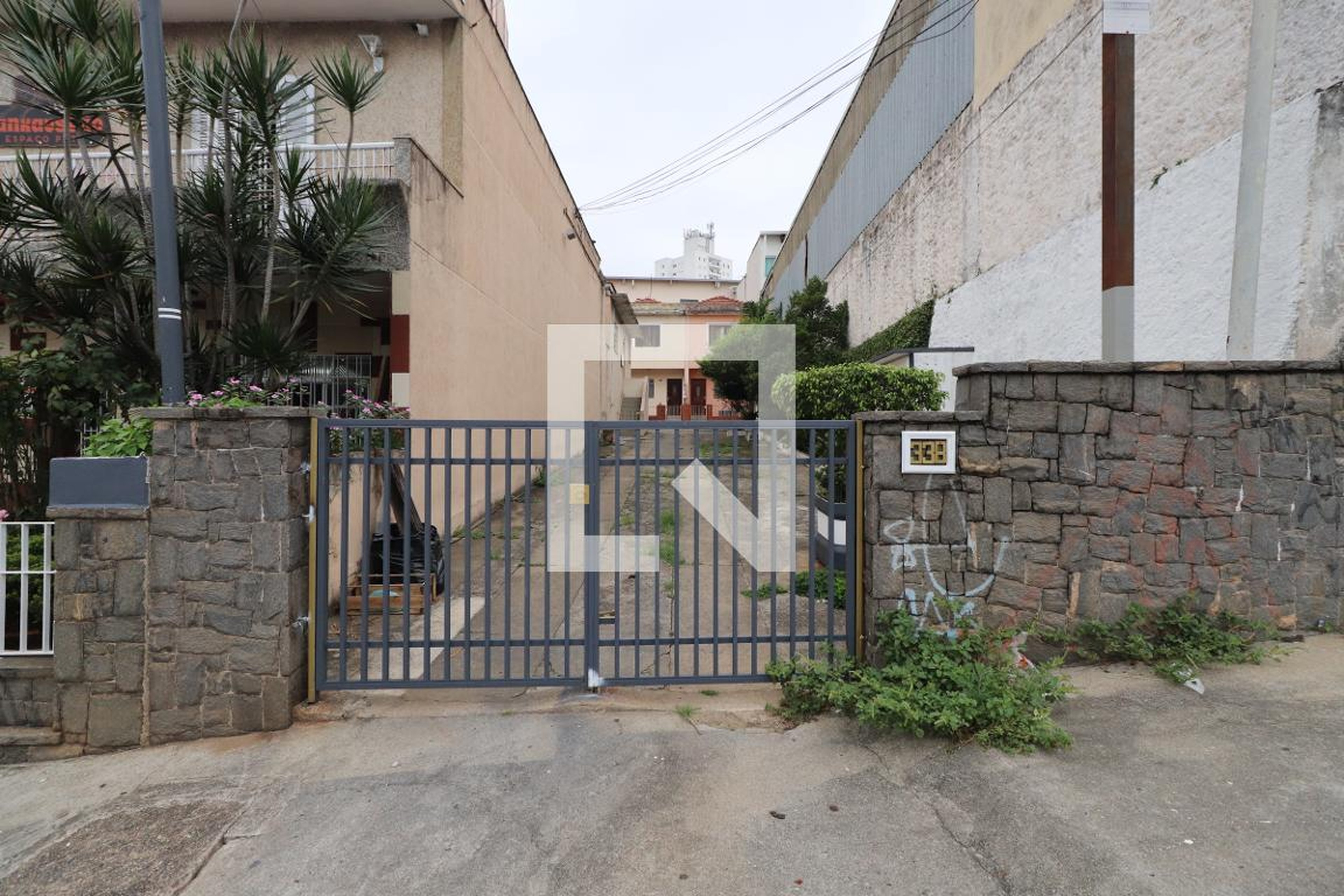 Fachada Condomínio em Rua José Manuel da Fonseca Júnior, 338