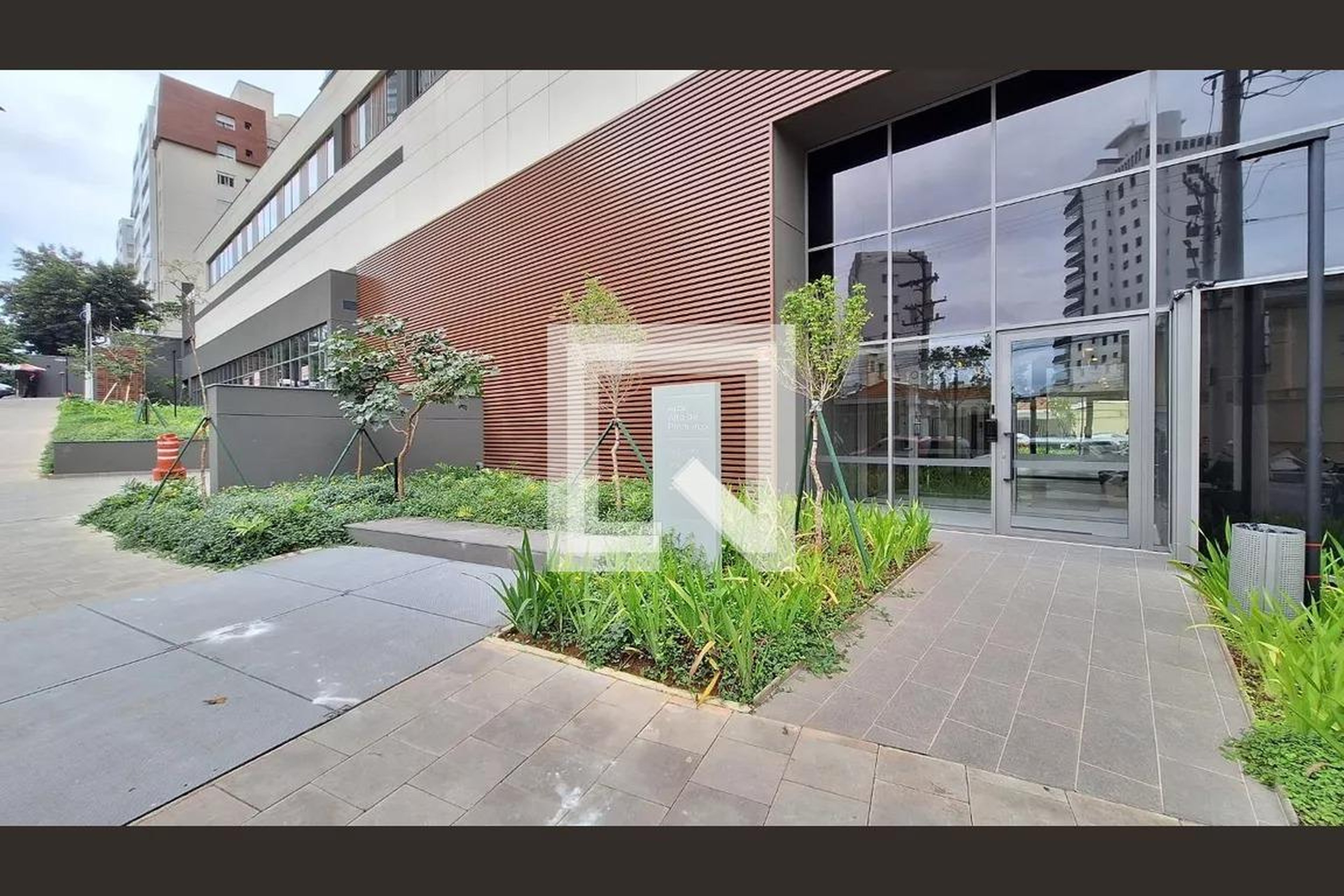 Fachada Condomínio Arbo Alto de Pinheiros