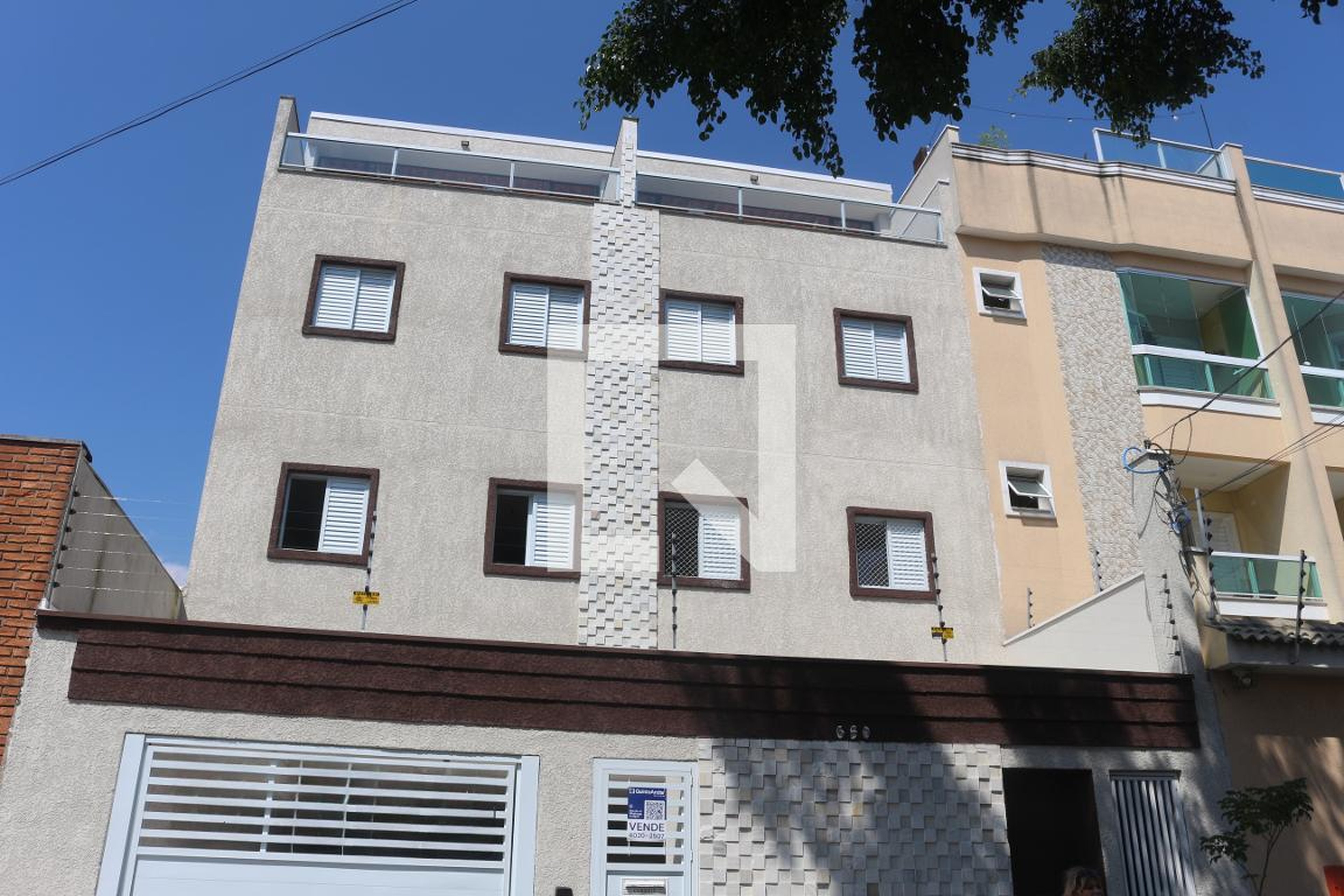 Fachada Condomínio em Rua Aguapeí, 680