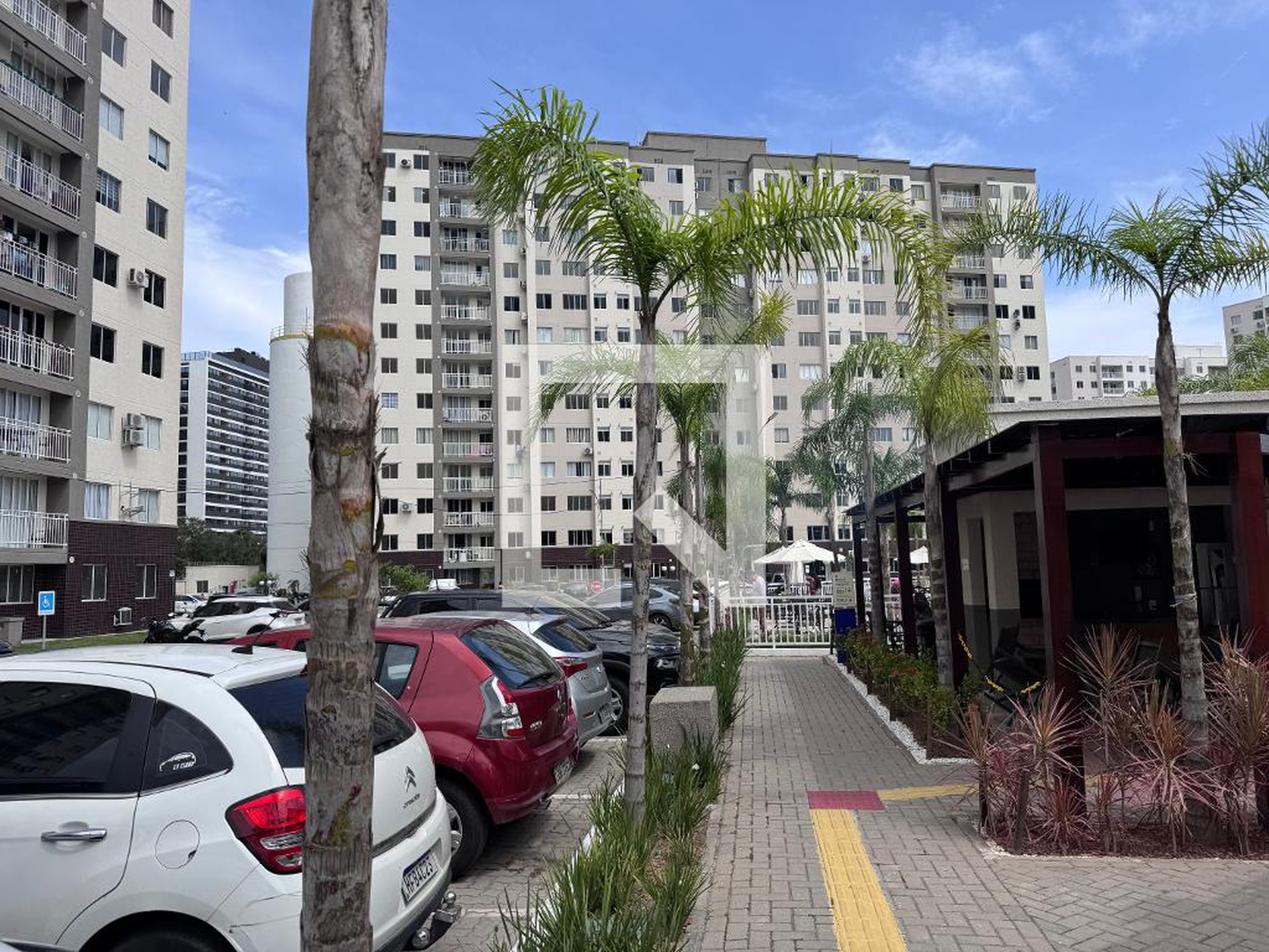 Fachada Condomínio Apogeu Barra