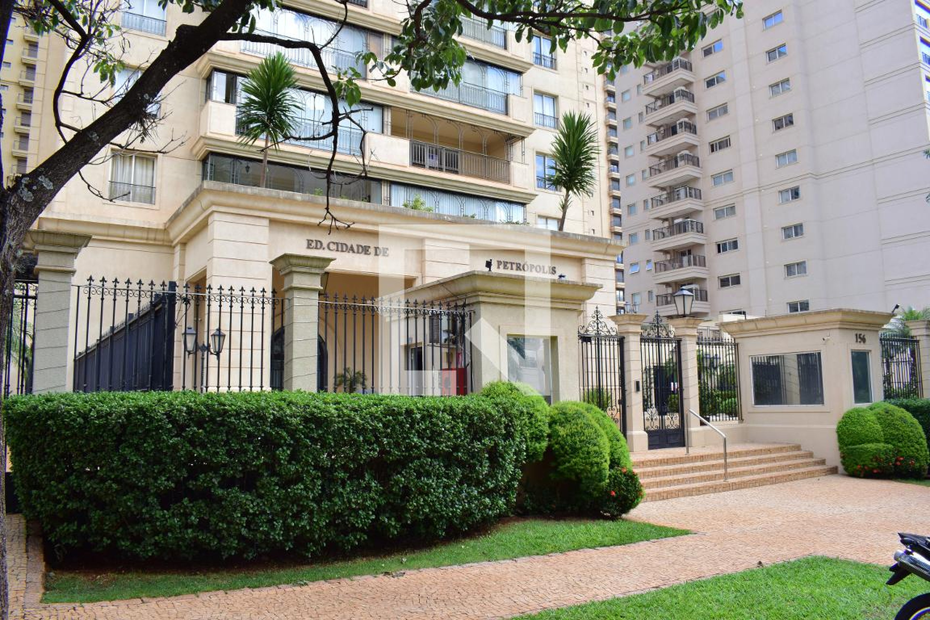 Fachada Condomínio Cidade de Petrópolis