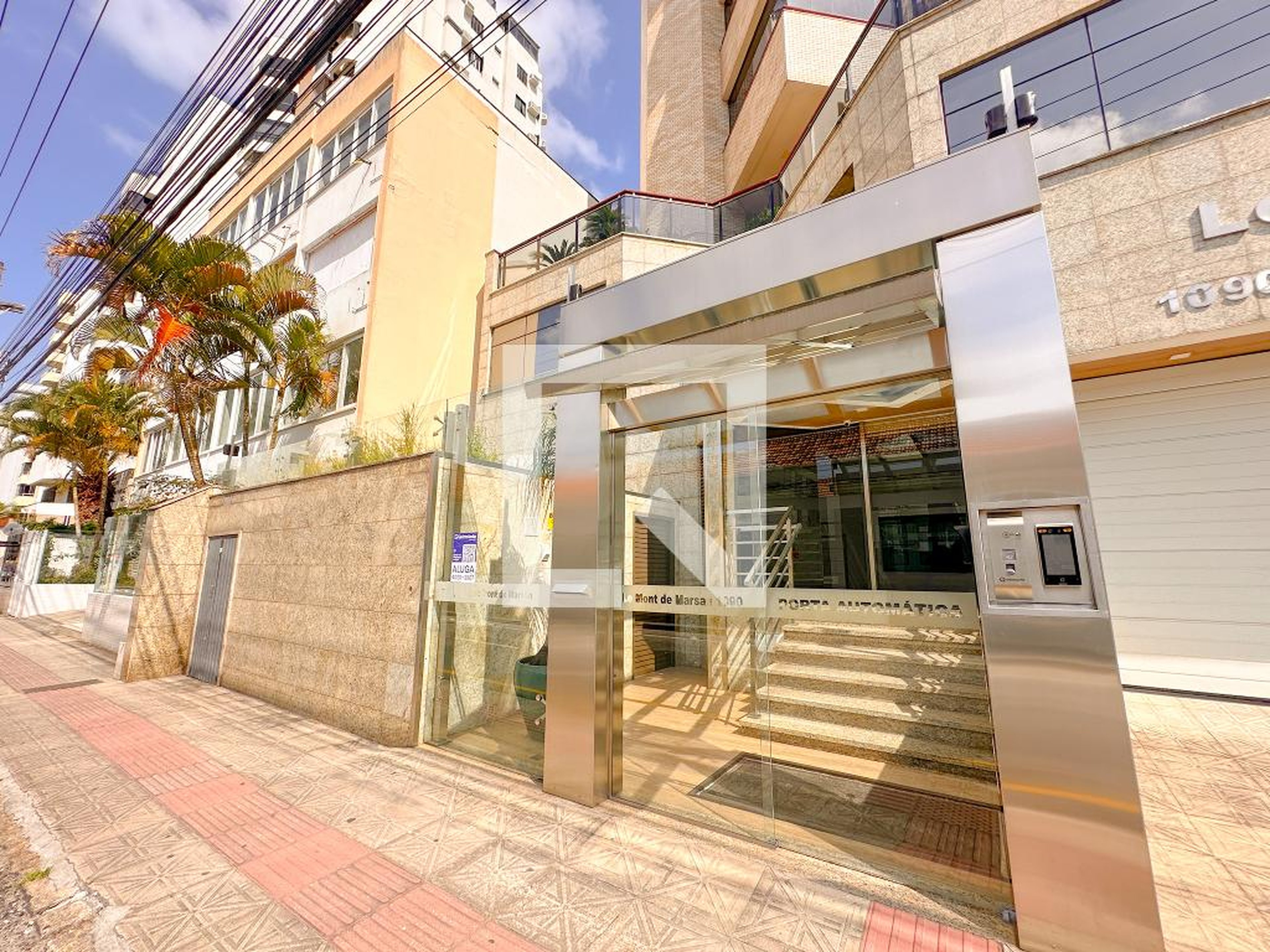 Fachada Condomínio em Rua Almirante Lamego, 1090