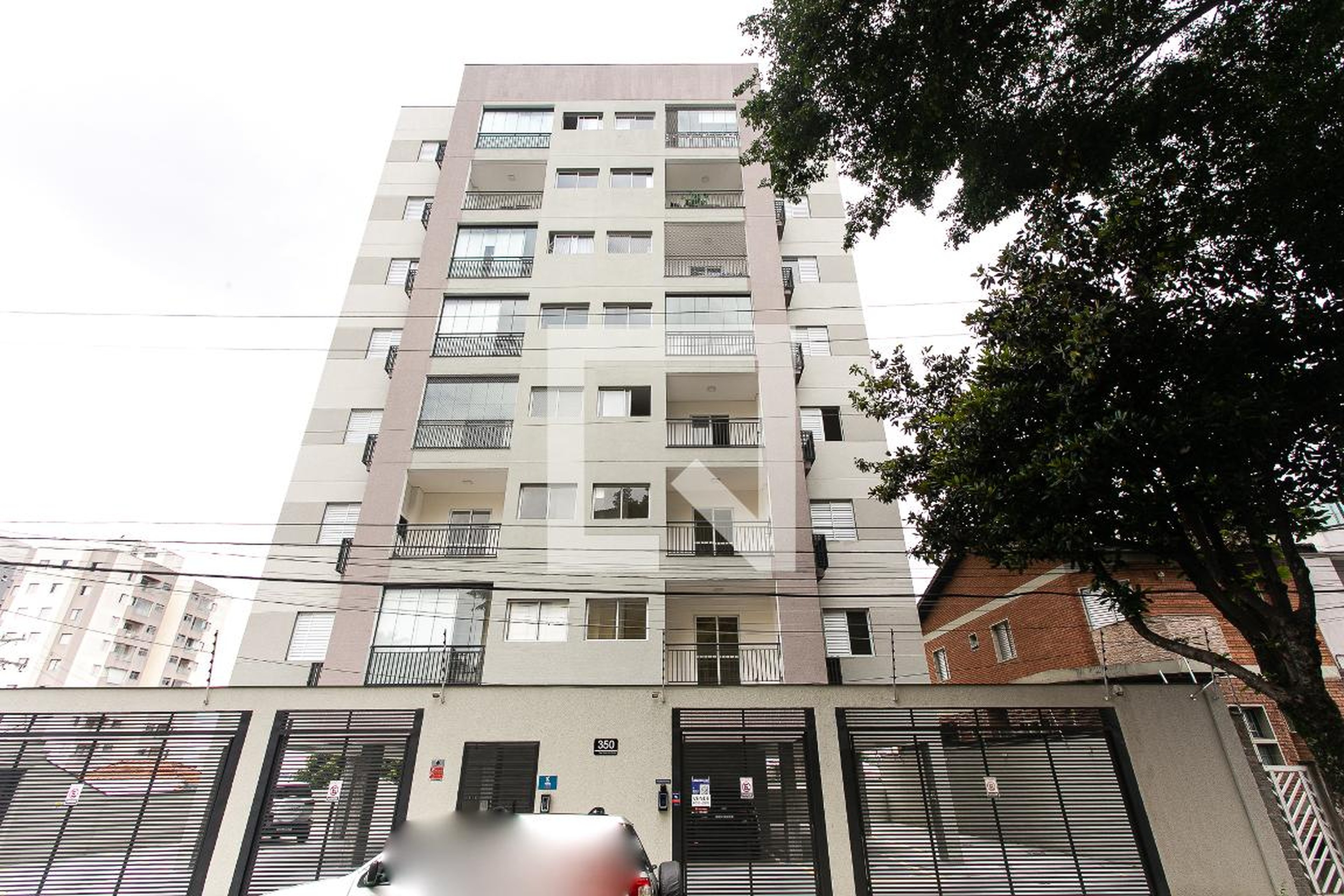 Fachada Condomínio em Rua Mariano de Sousa, 350