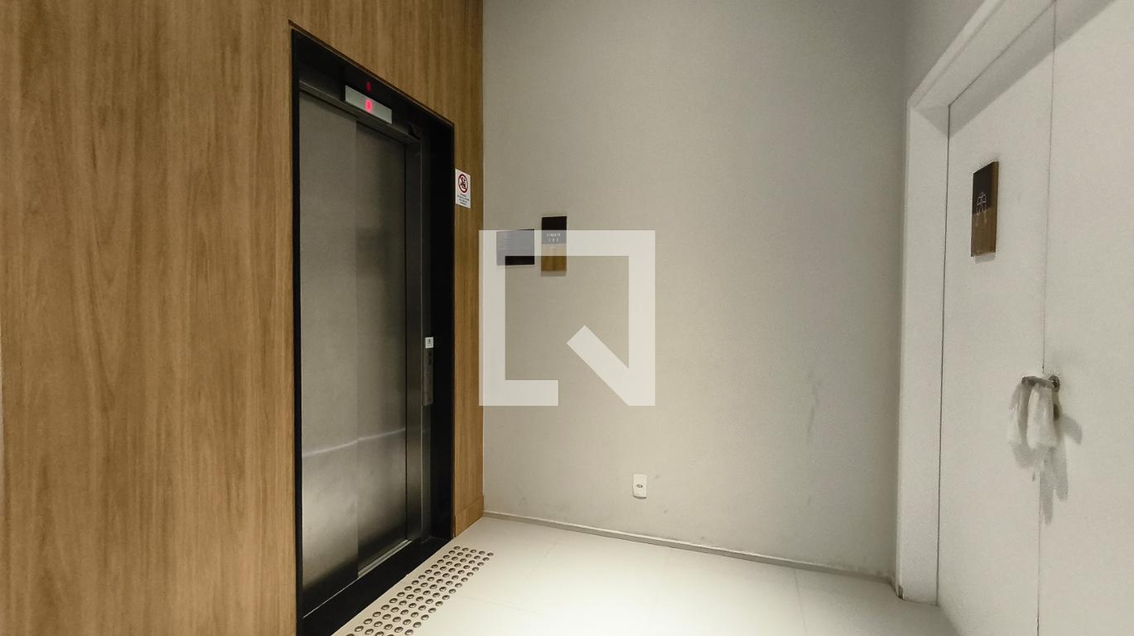 Elevador - Intense Vila Mariana