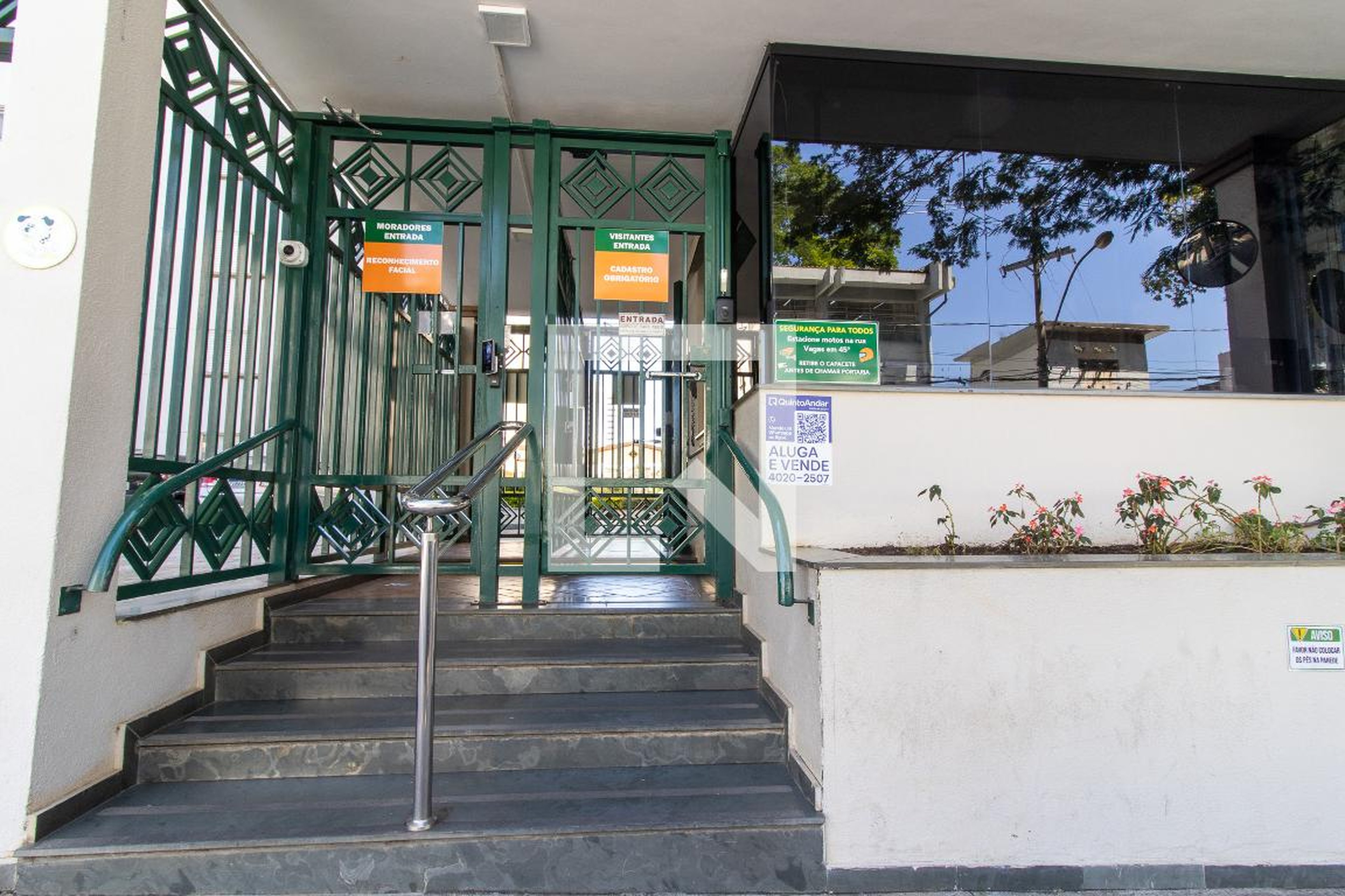 Fachada Condomínio Villaggio di Milano