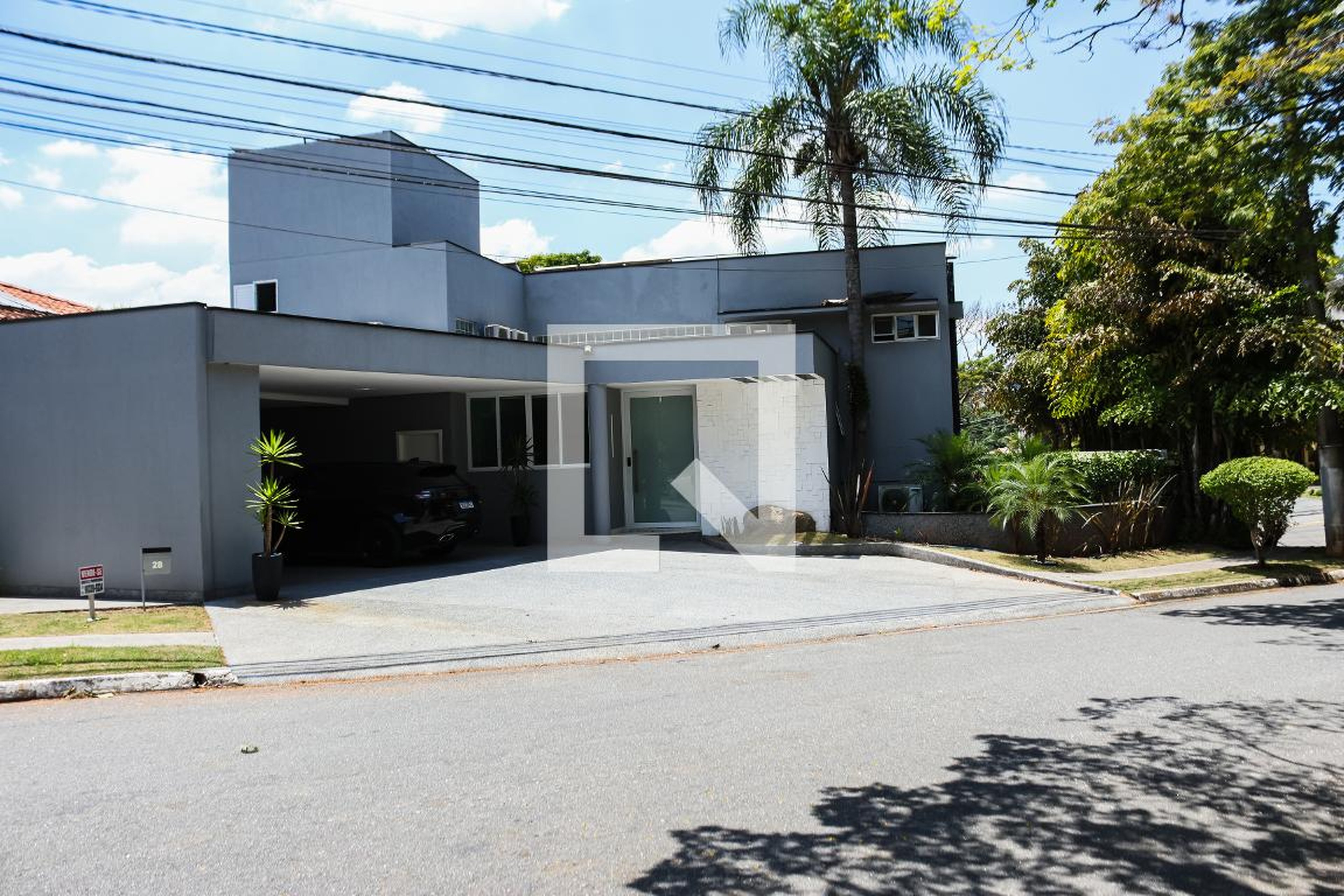 Fachada Condomínio em Rua Aires da Cunha, 28