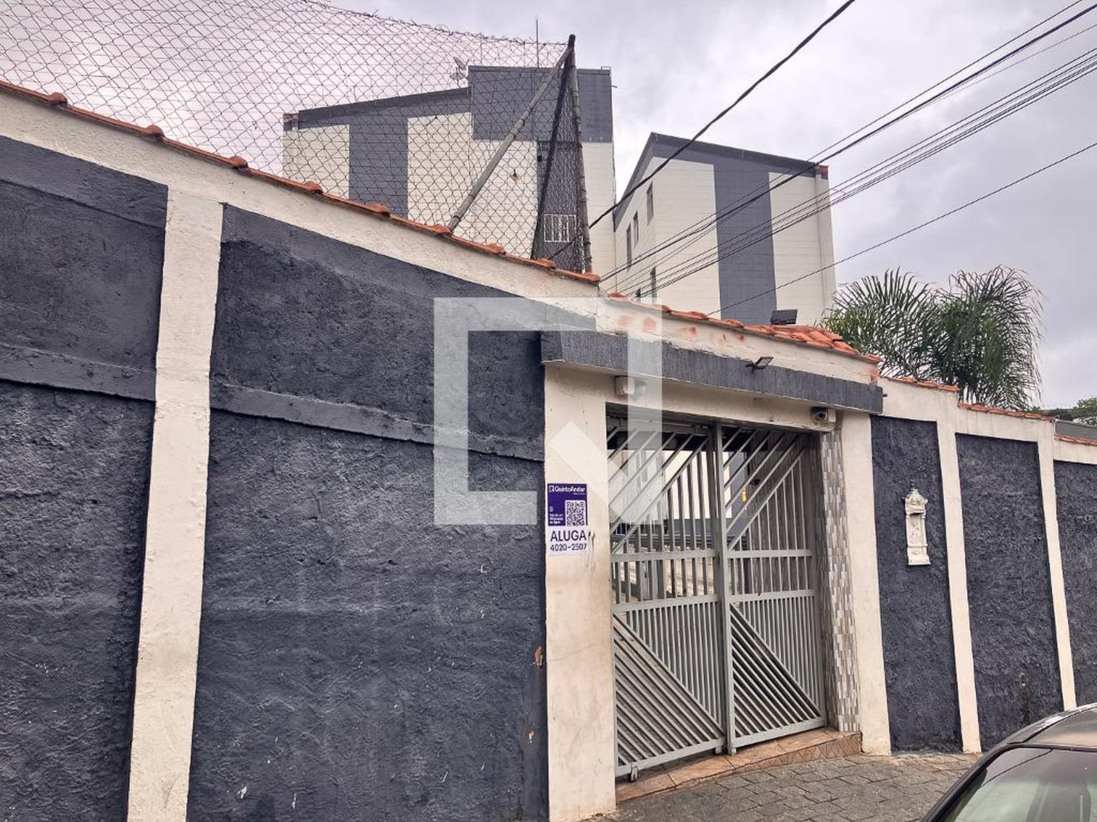 Fachada Condomínio Almiscareira III