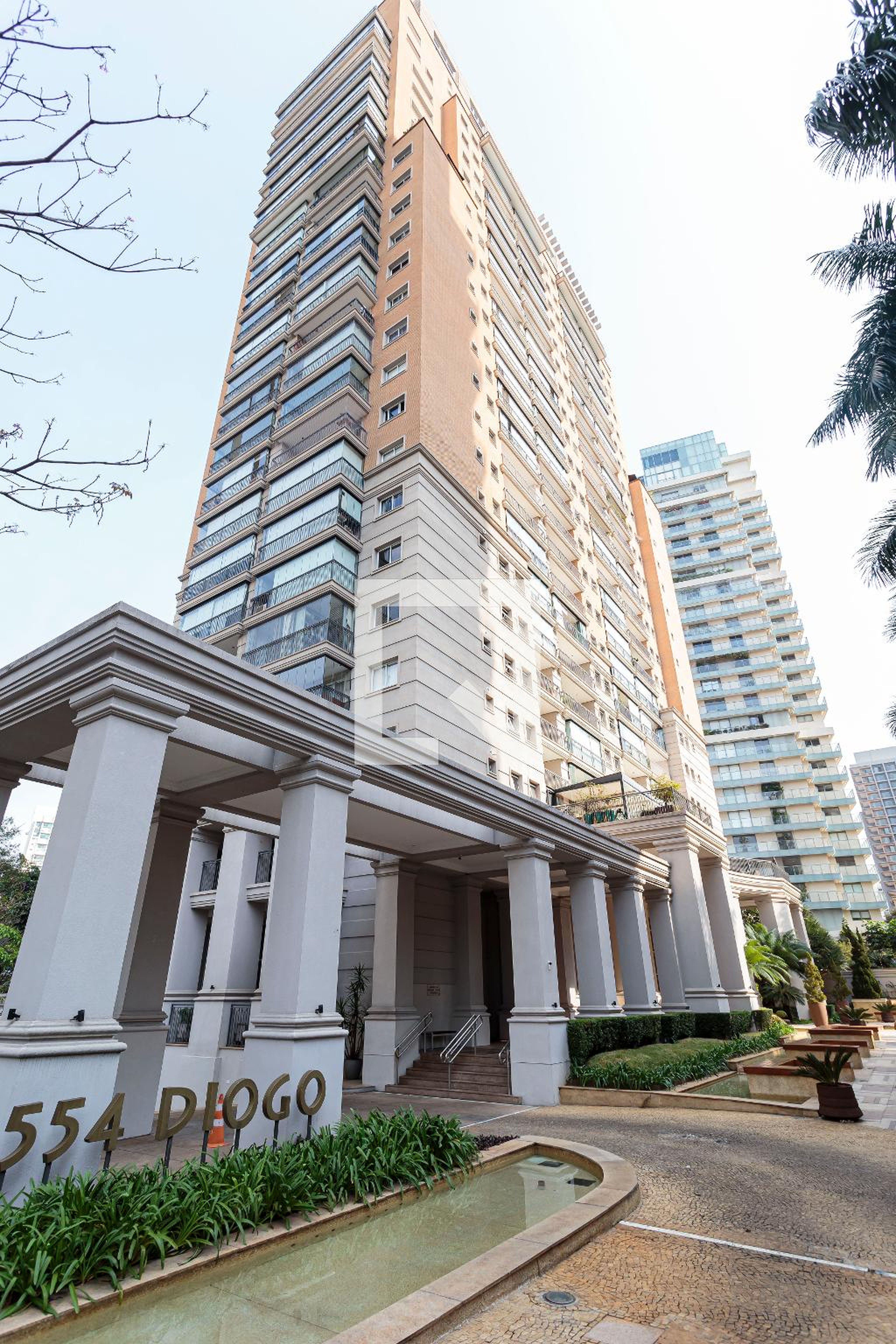 Fachada Condomínio Diogo Home Boutique