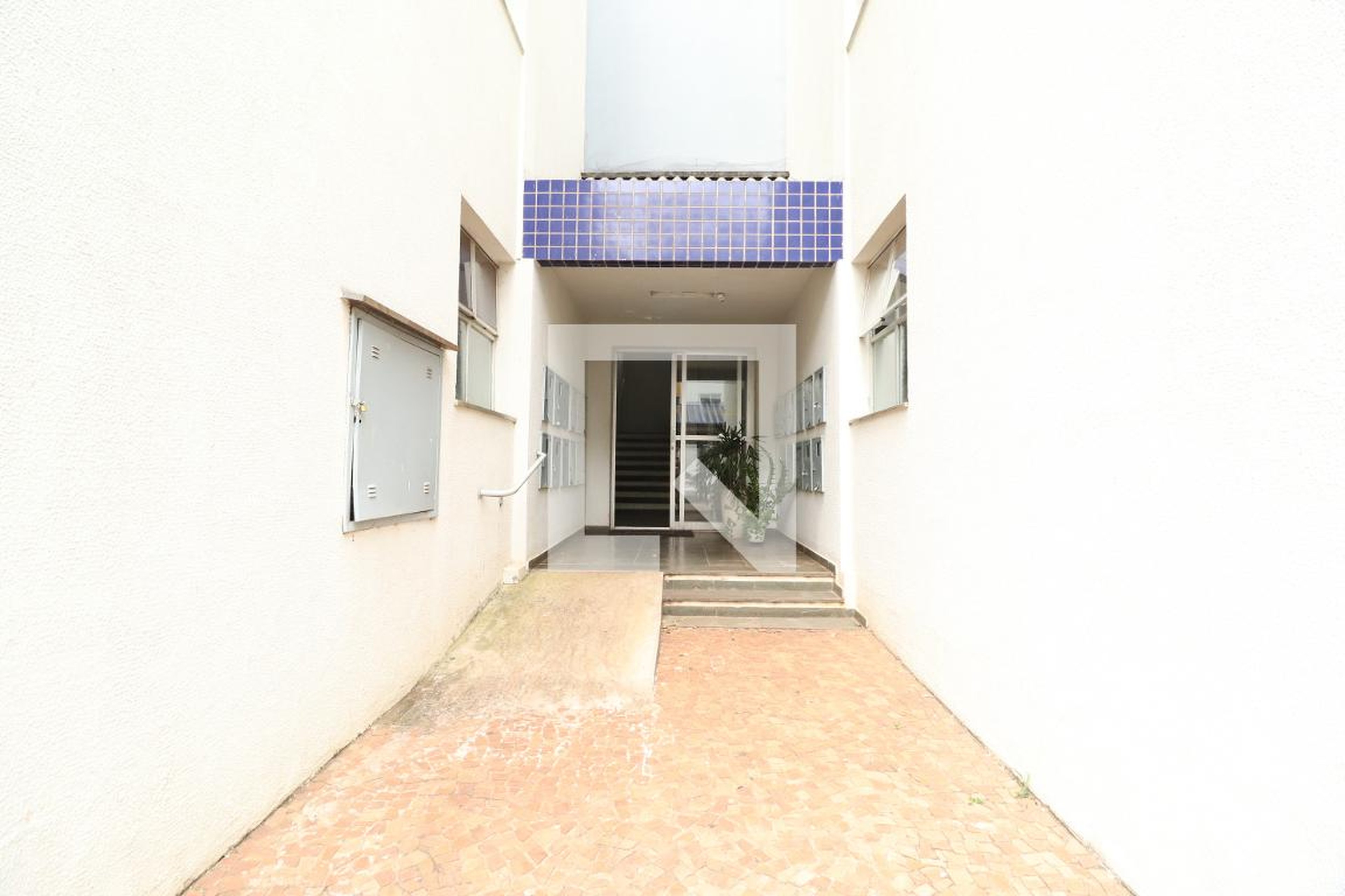 Hall de entrada - Residencial Jardim Ozanan