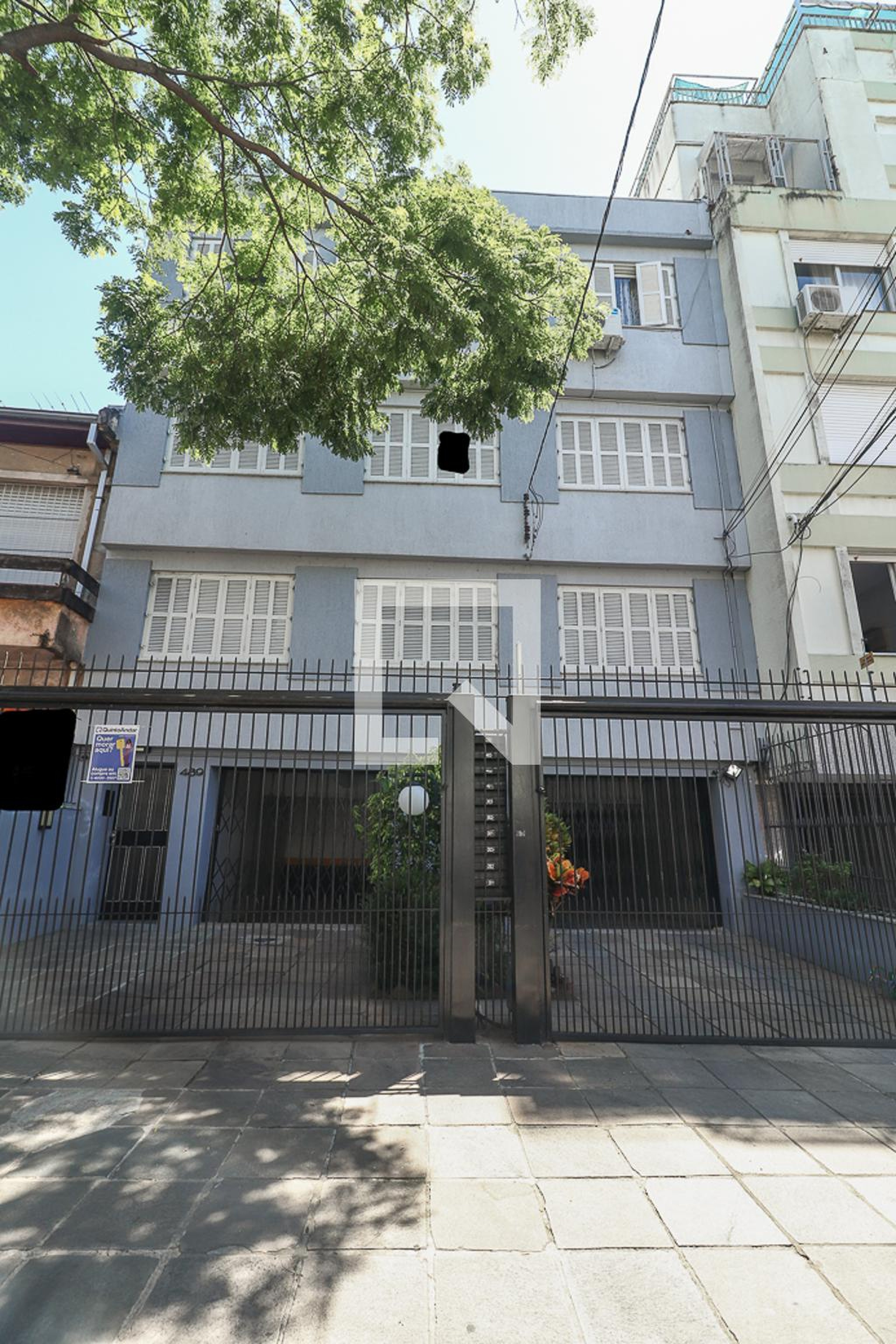 Fachada Condomínio em Rua Conde de Porto Alegre, 489