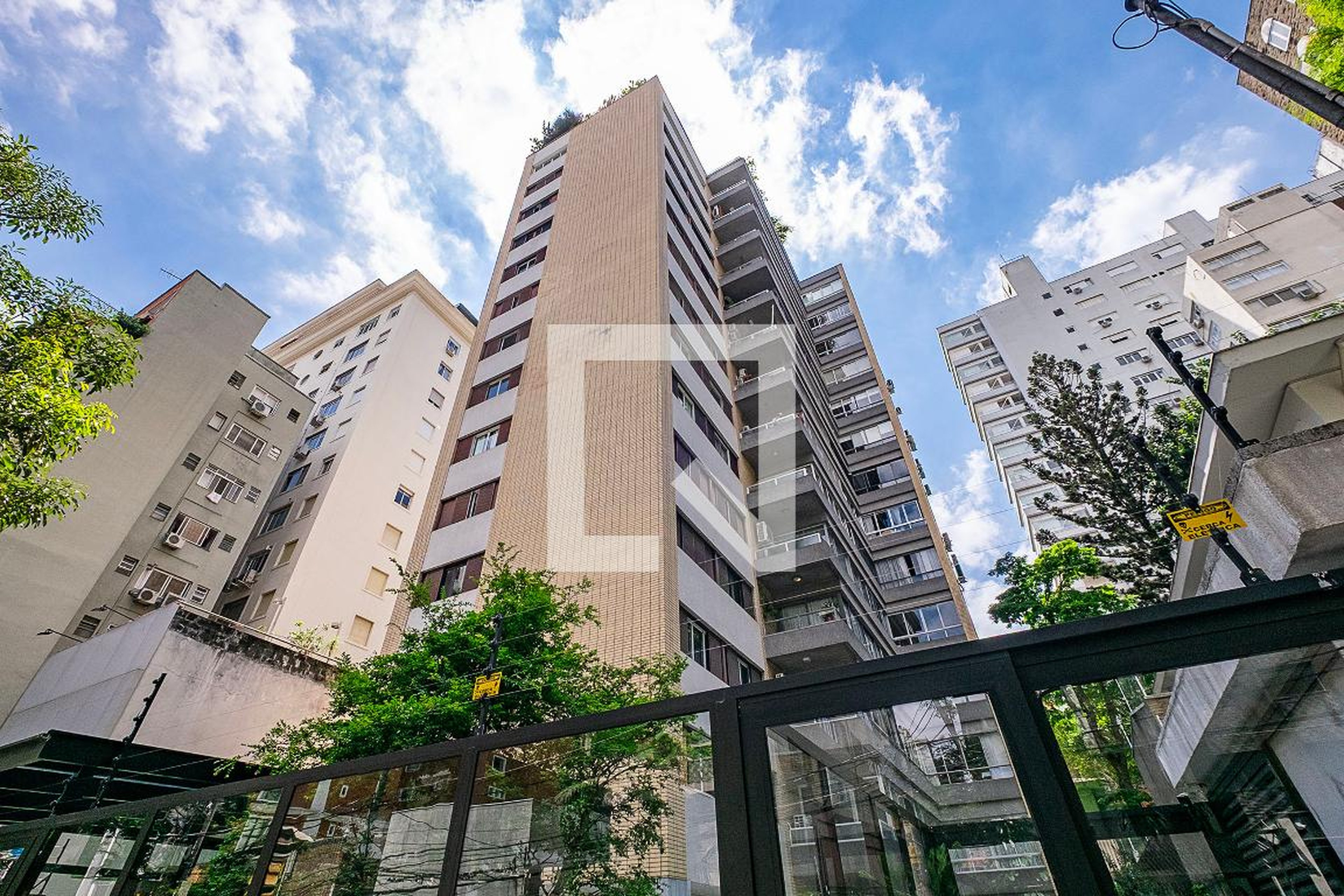 Fachada Condomínio Haddock 1136