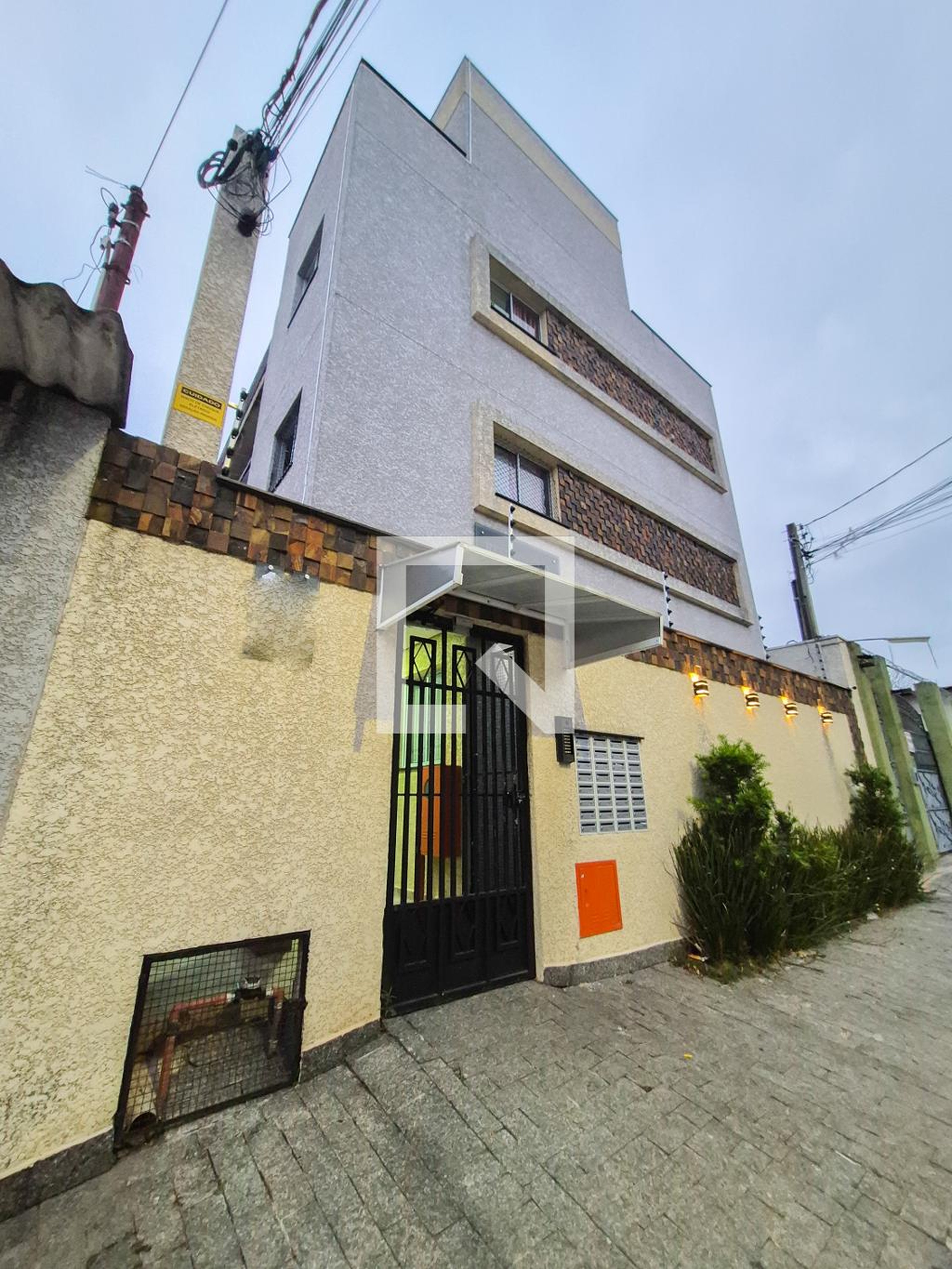 Fachada Residencial Quartzo Rosa