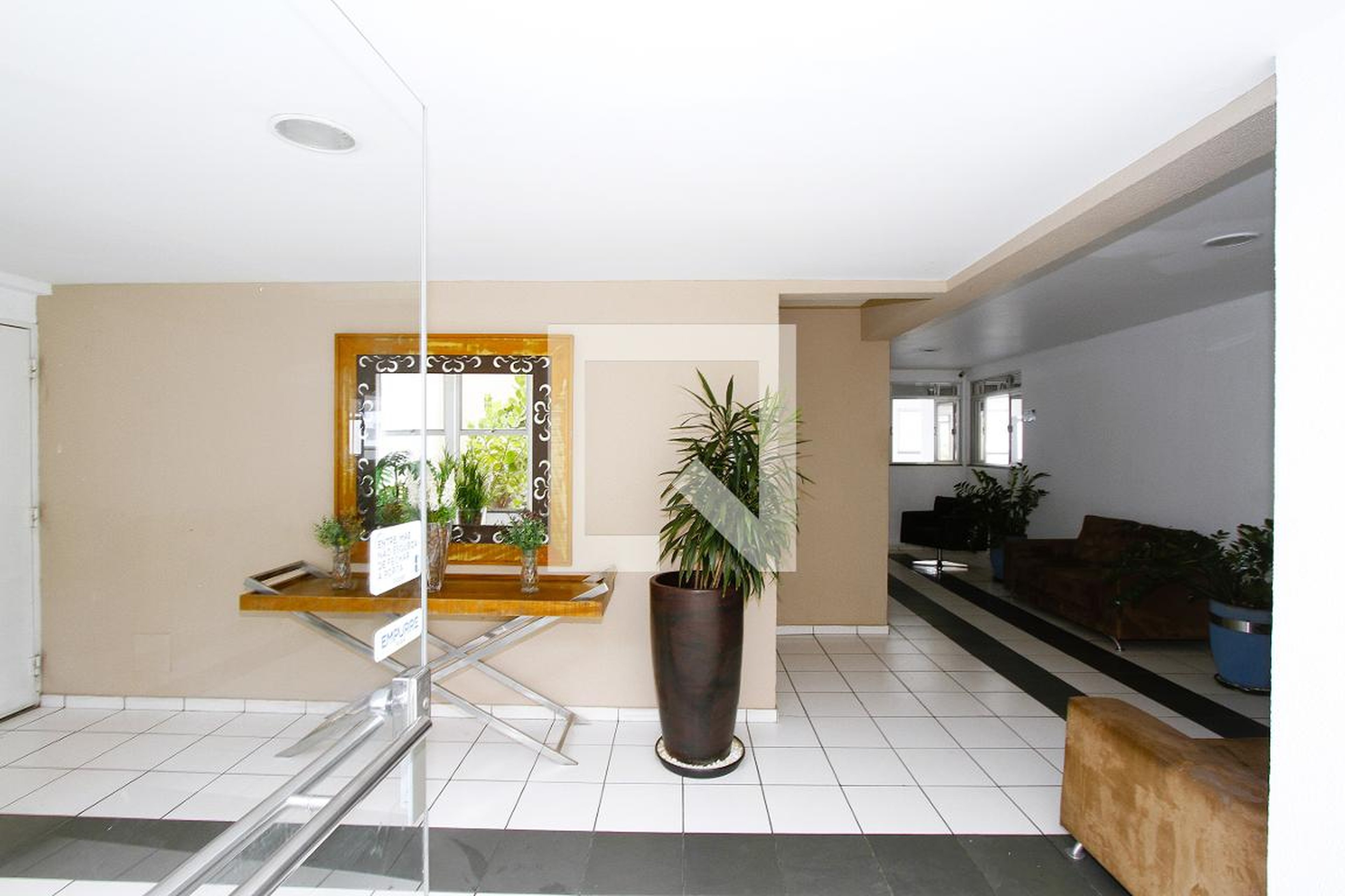 Hall de entrada - Edifício Mogno