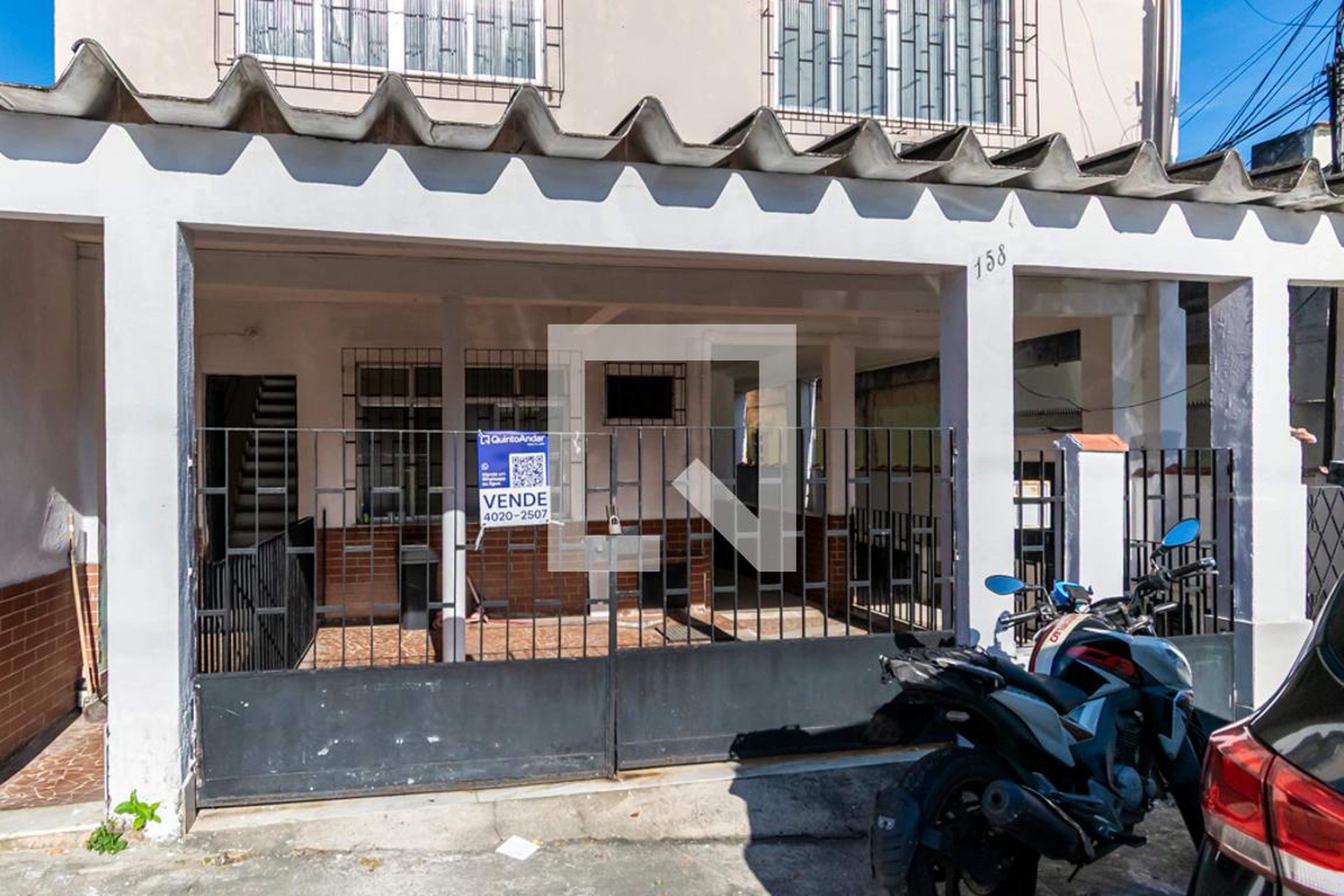 Fachada Condomínio em Rua Graúna, 158