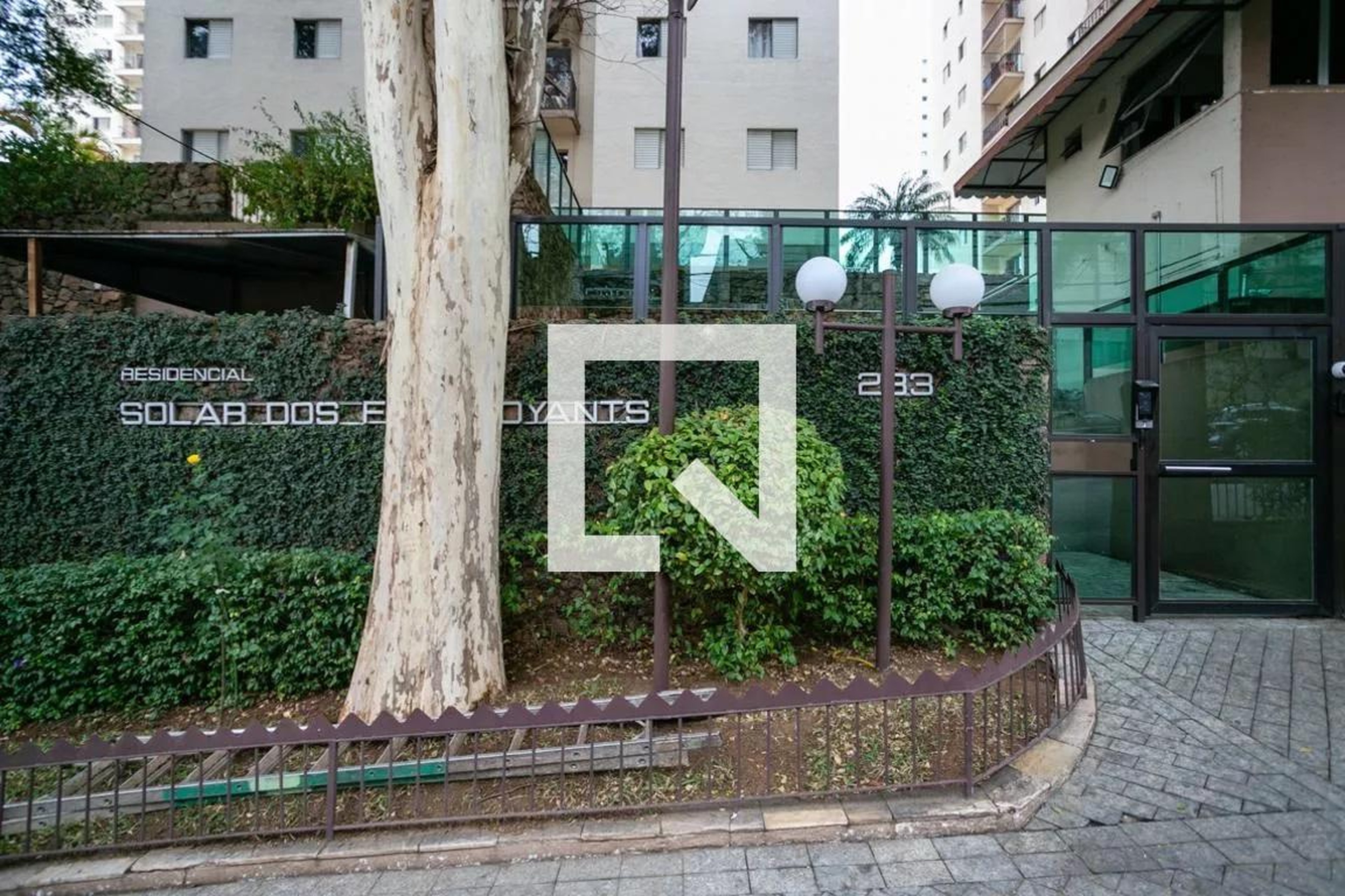 Fachada Condomínio Solar dos Flamboyants