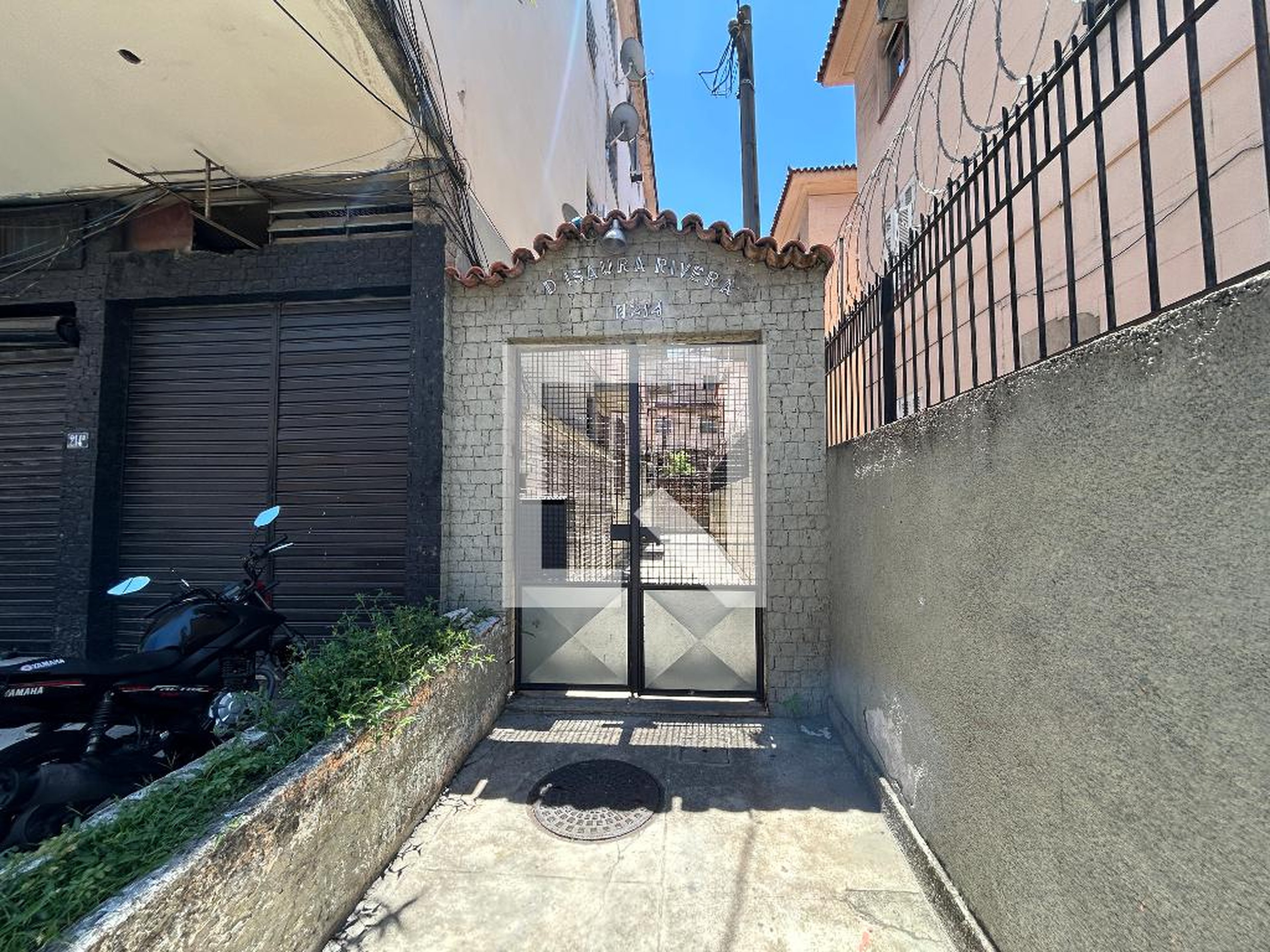 Entrada - Edifício Isaura Rivera