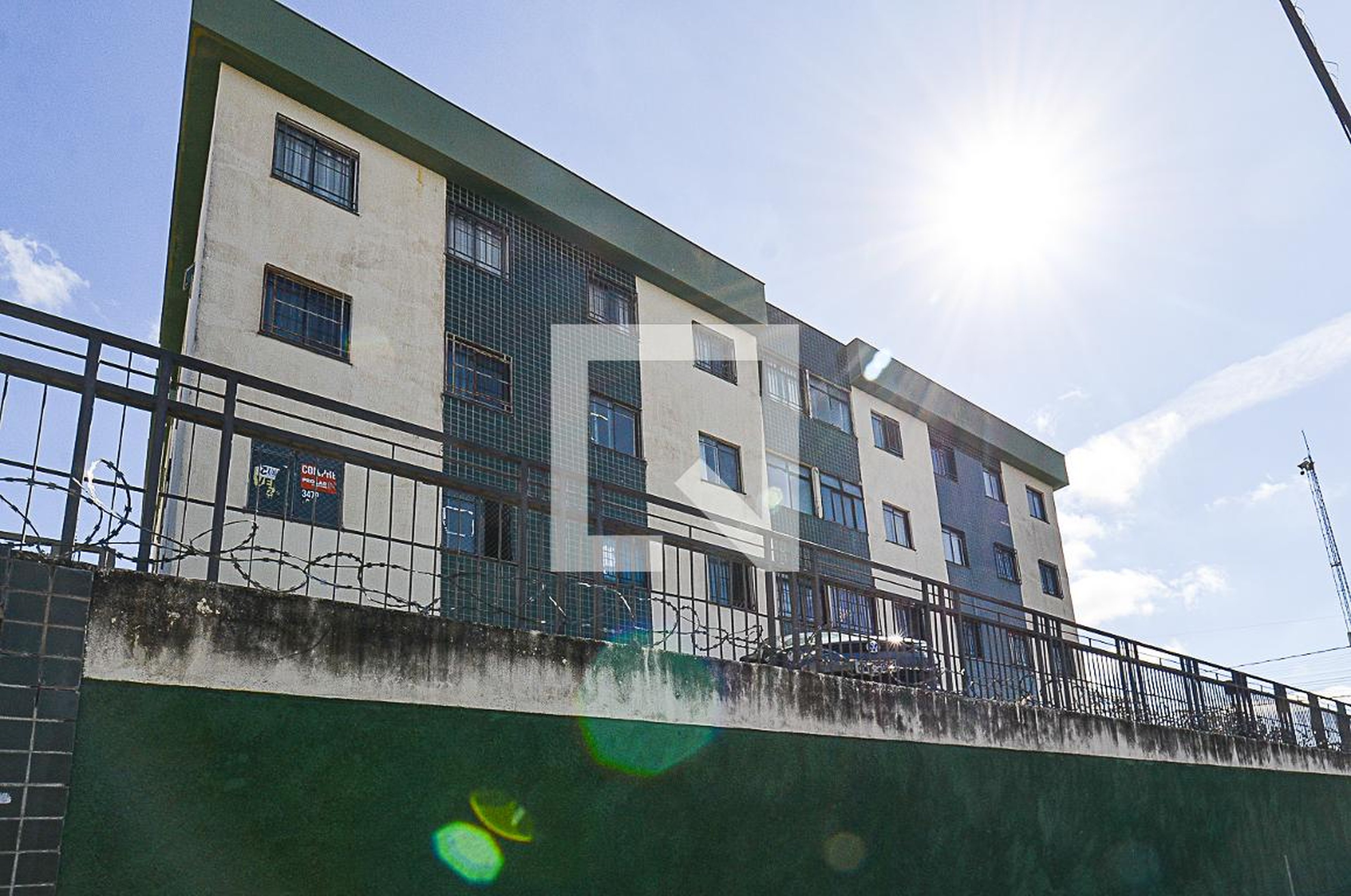 Fachada Condomínio em Rua José Cleto, 960