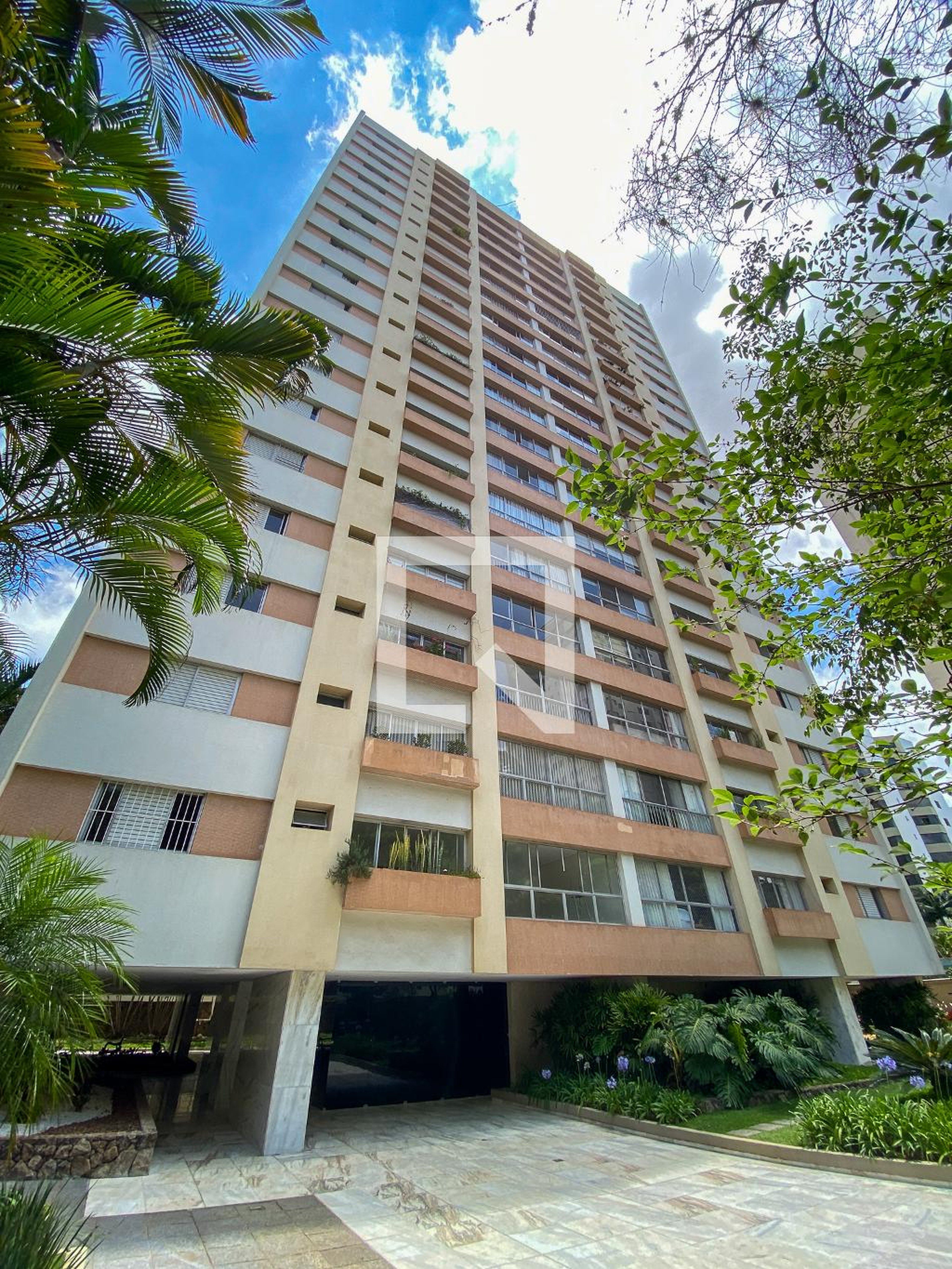 Fachada Edifício Maison D Ile de France