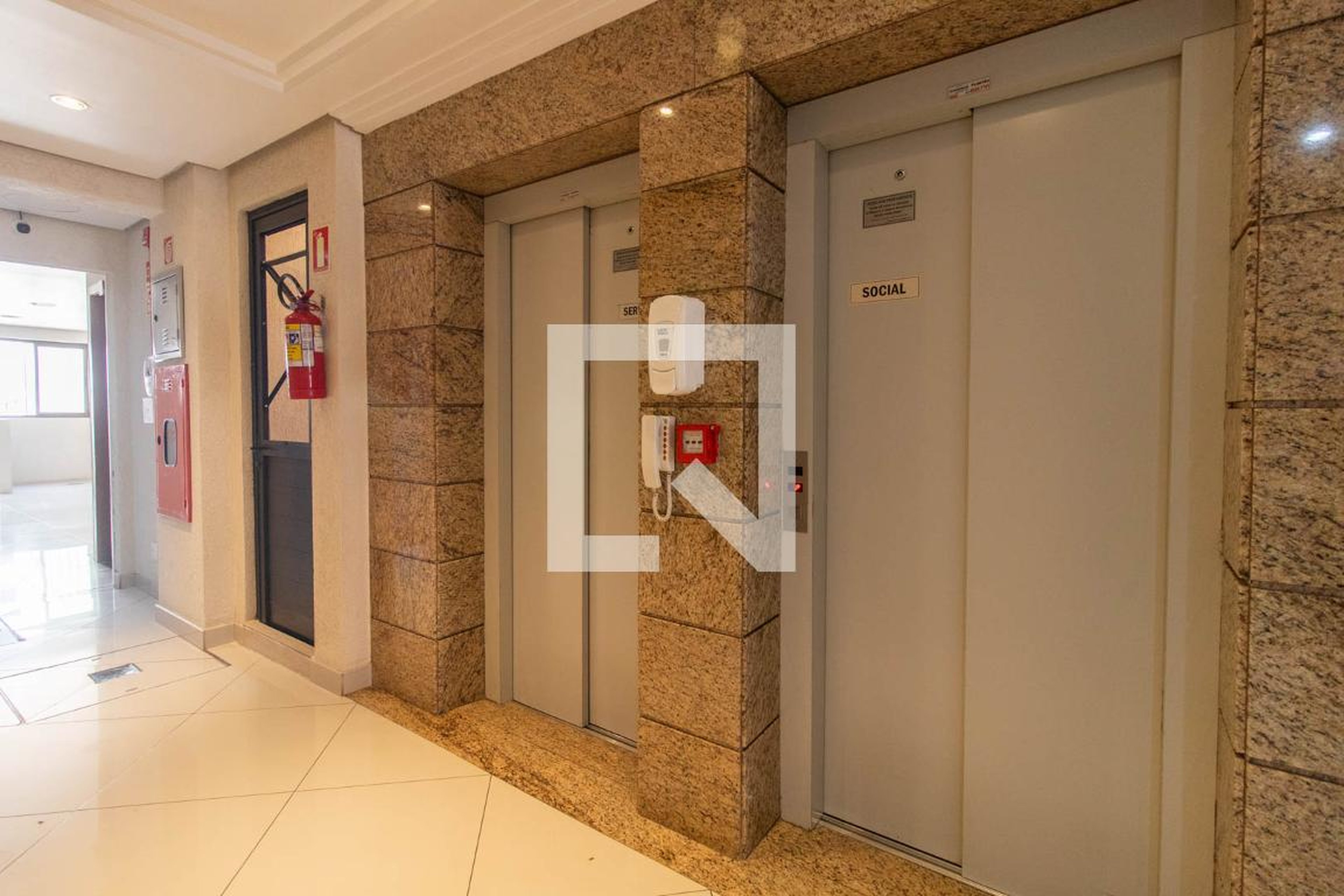 Elevador - Plaza Harmonia