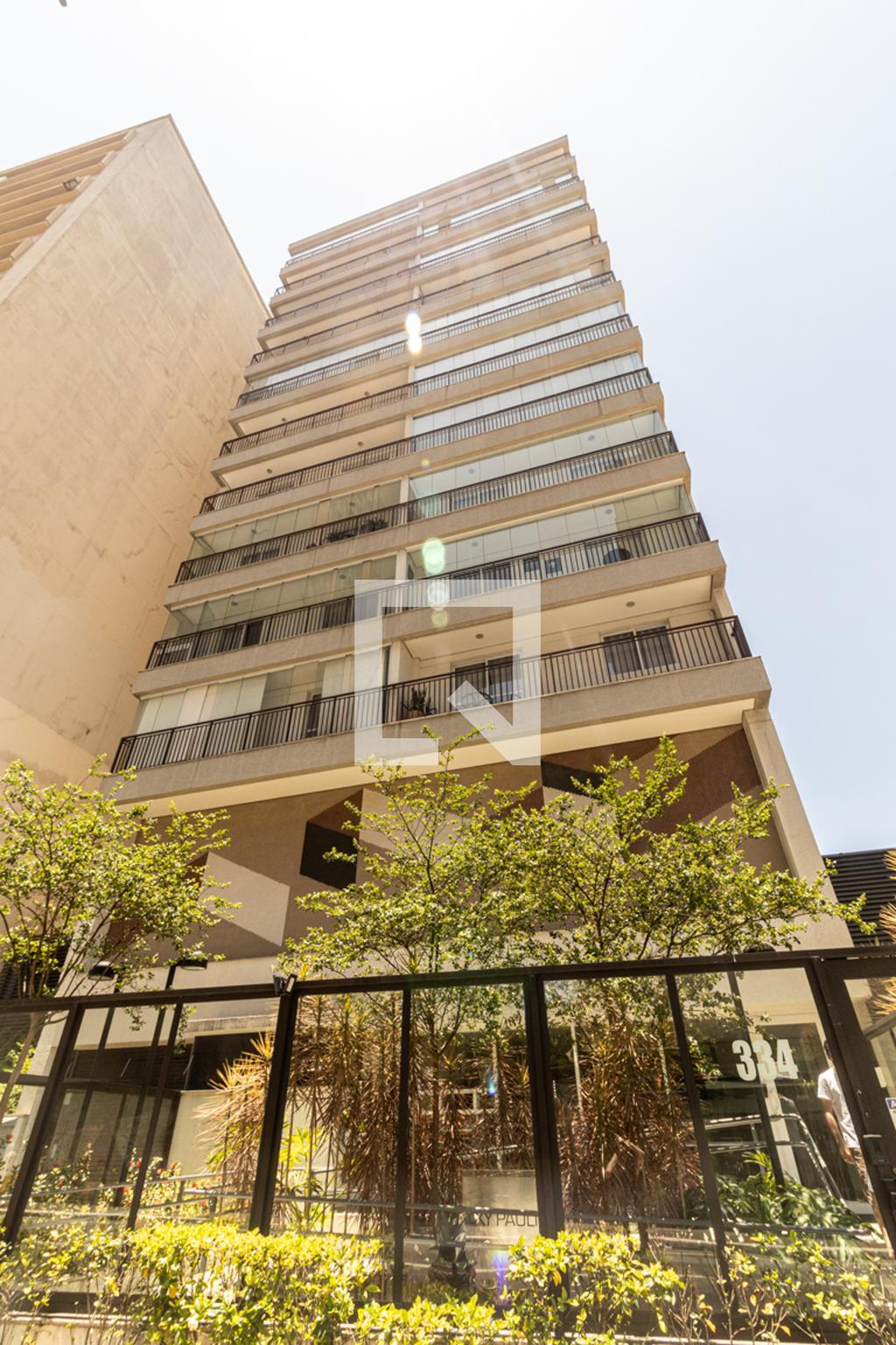 Fachada Condomínio em Rua Brigadeiro Tobias, 135