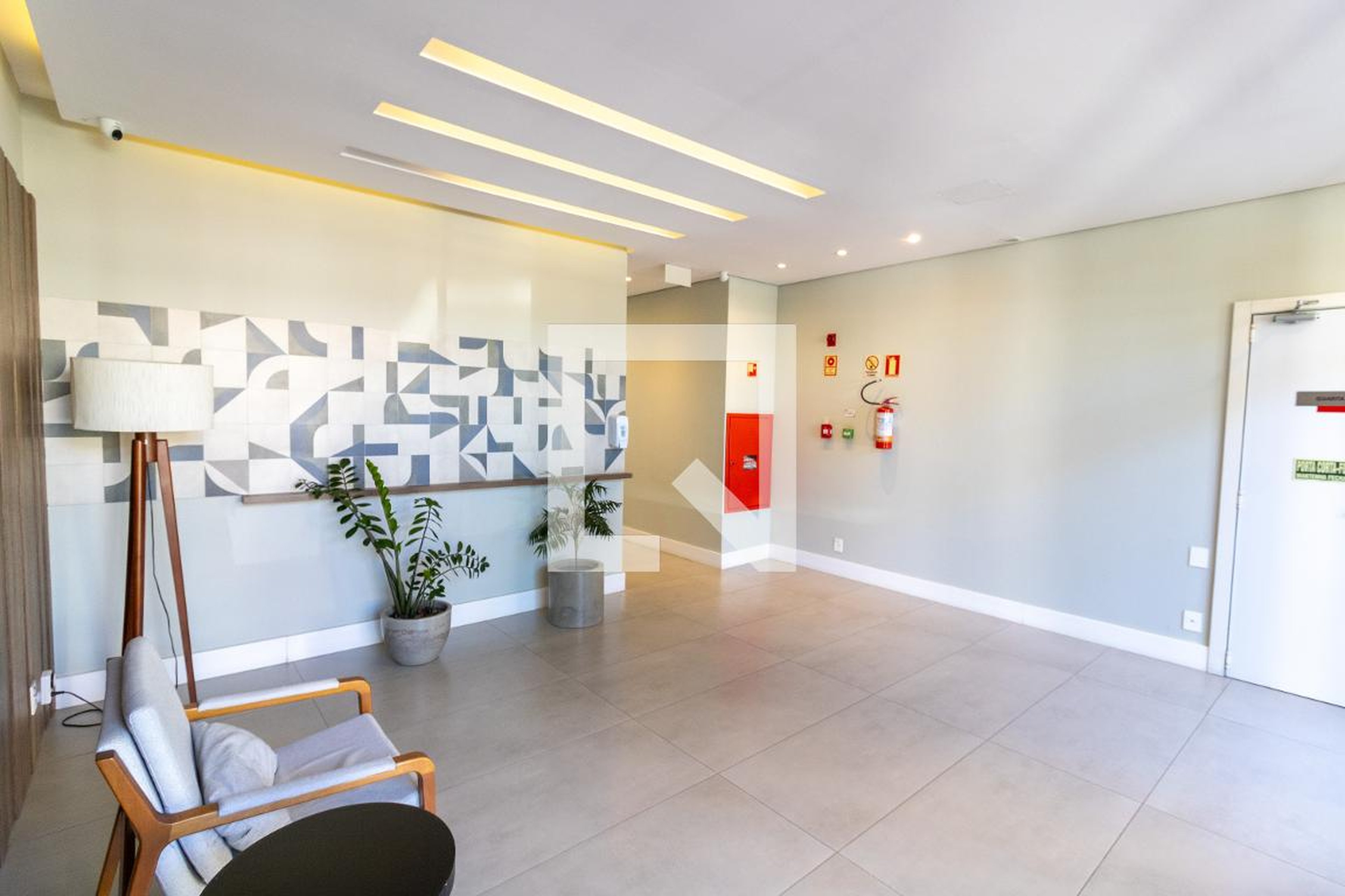 Hall de entrada - Zona Sul Think