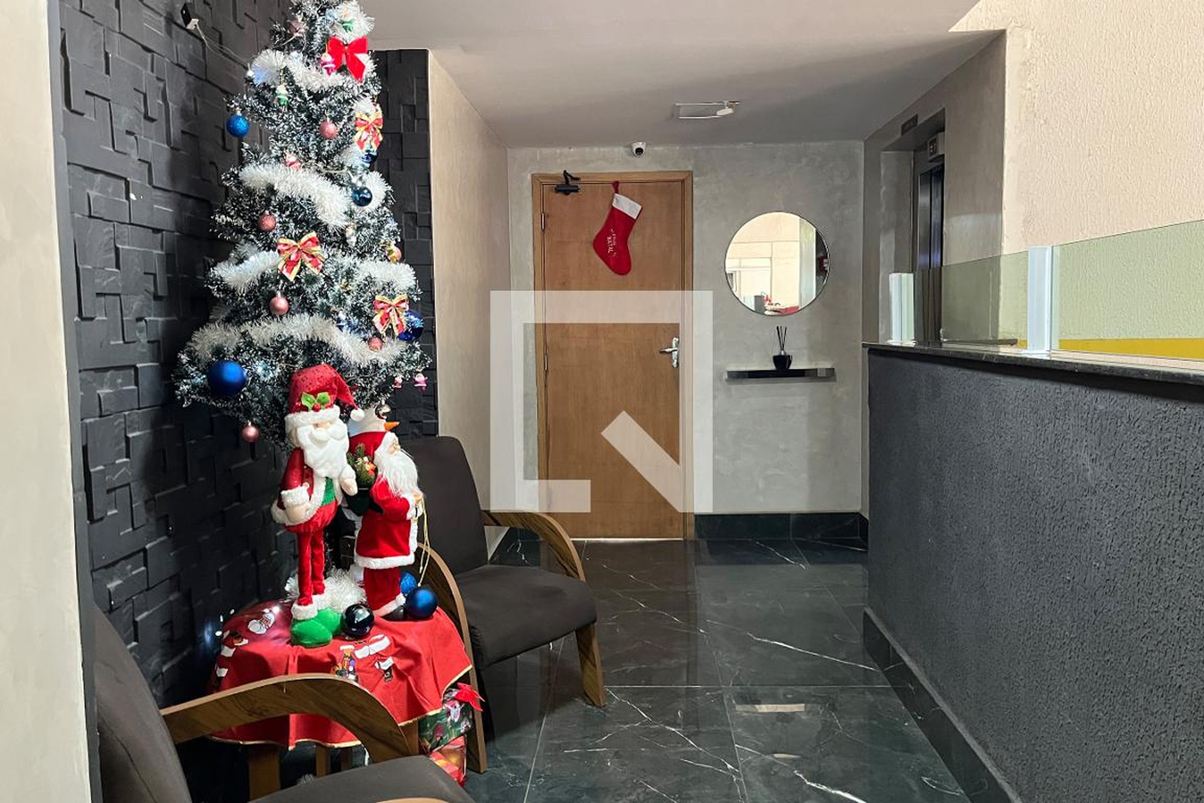 Hall de Entrada - Loivos da Ribeira