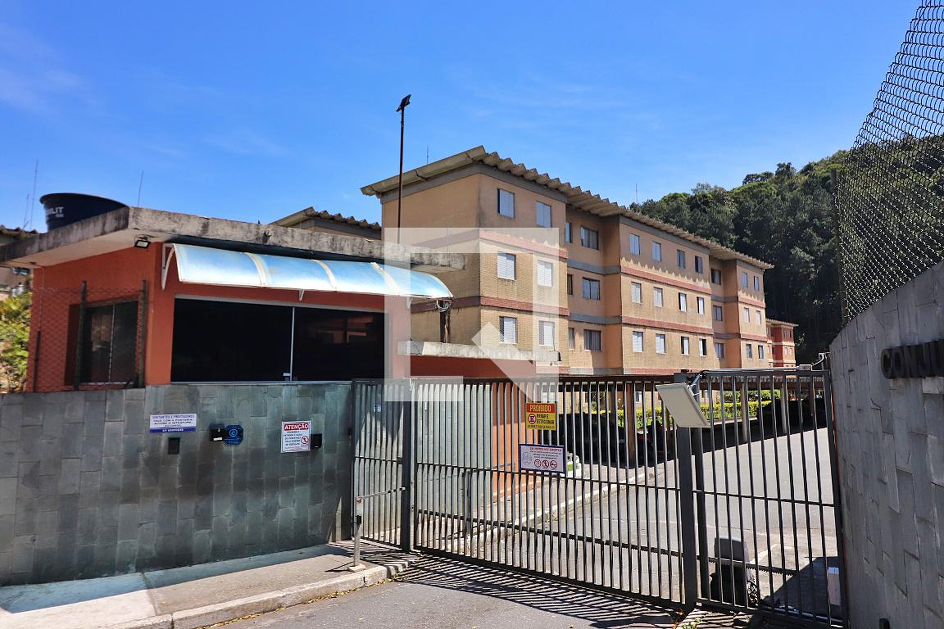 Fachada Condomínio Conjunto Residencial Tiradentes