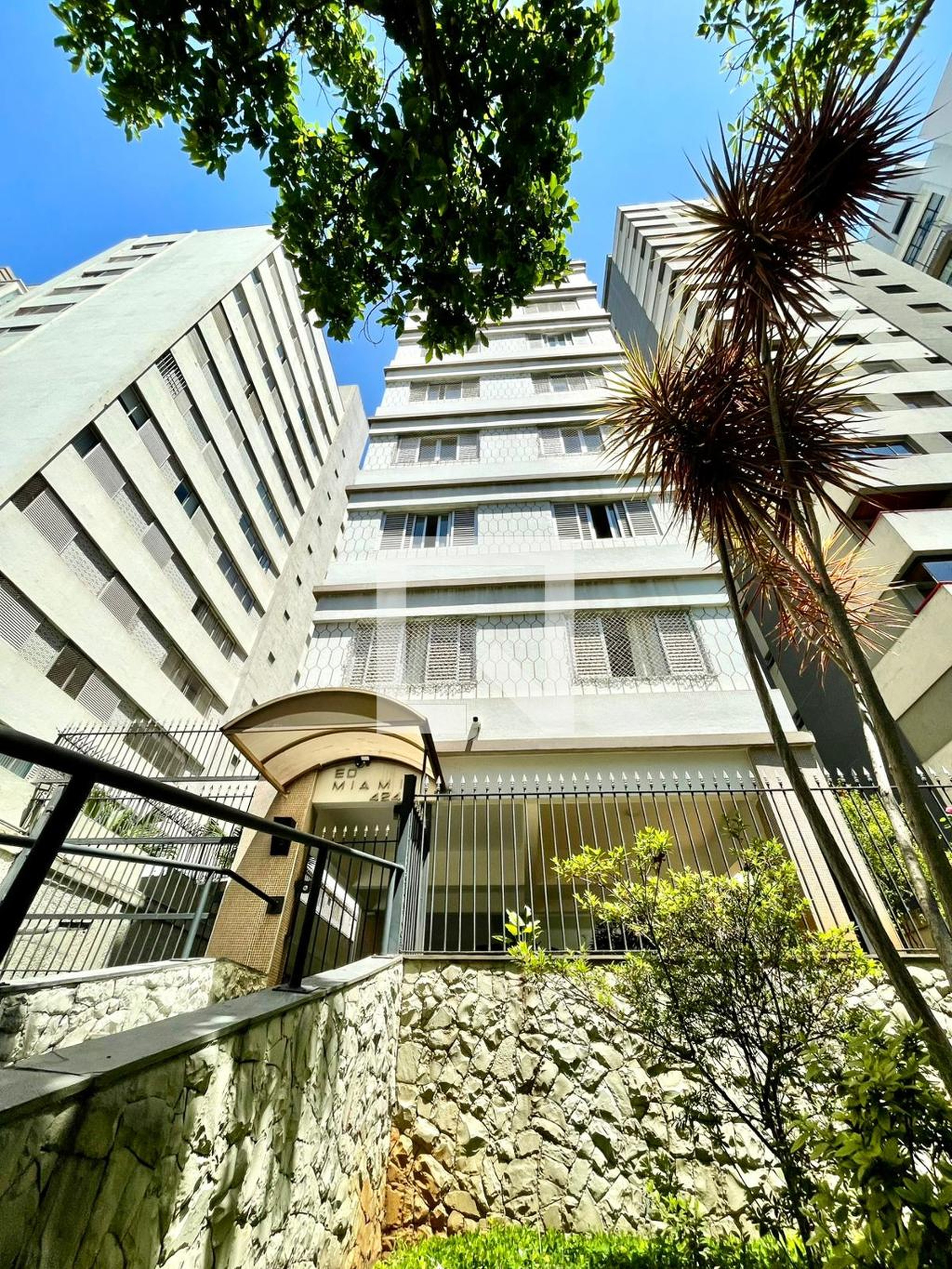 Fachada Condomínio Miami