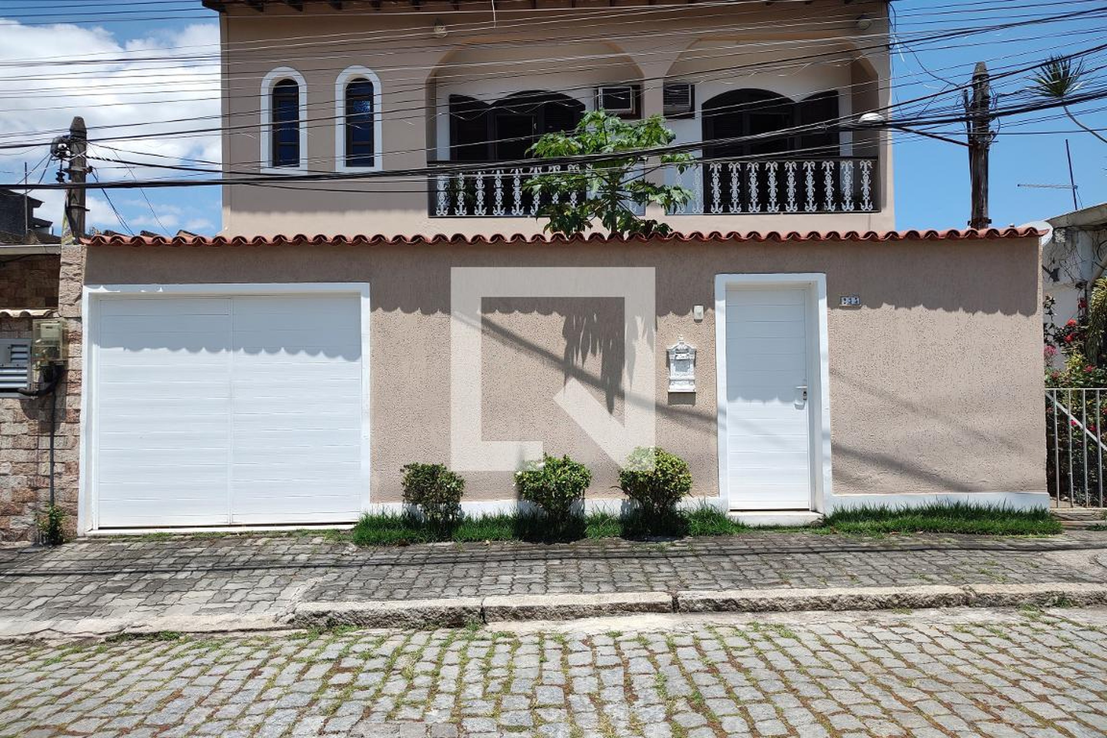 Fachada Condomínio em Rua São Graciano, 235