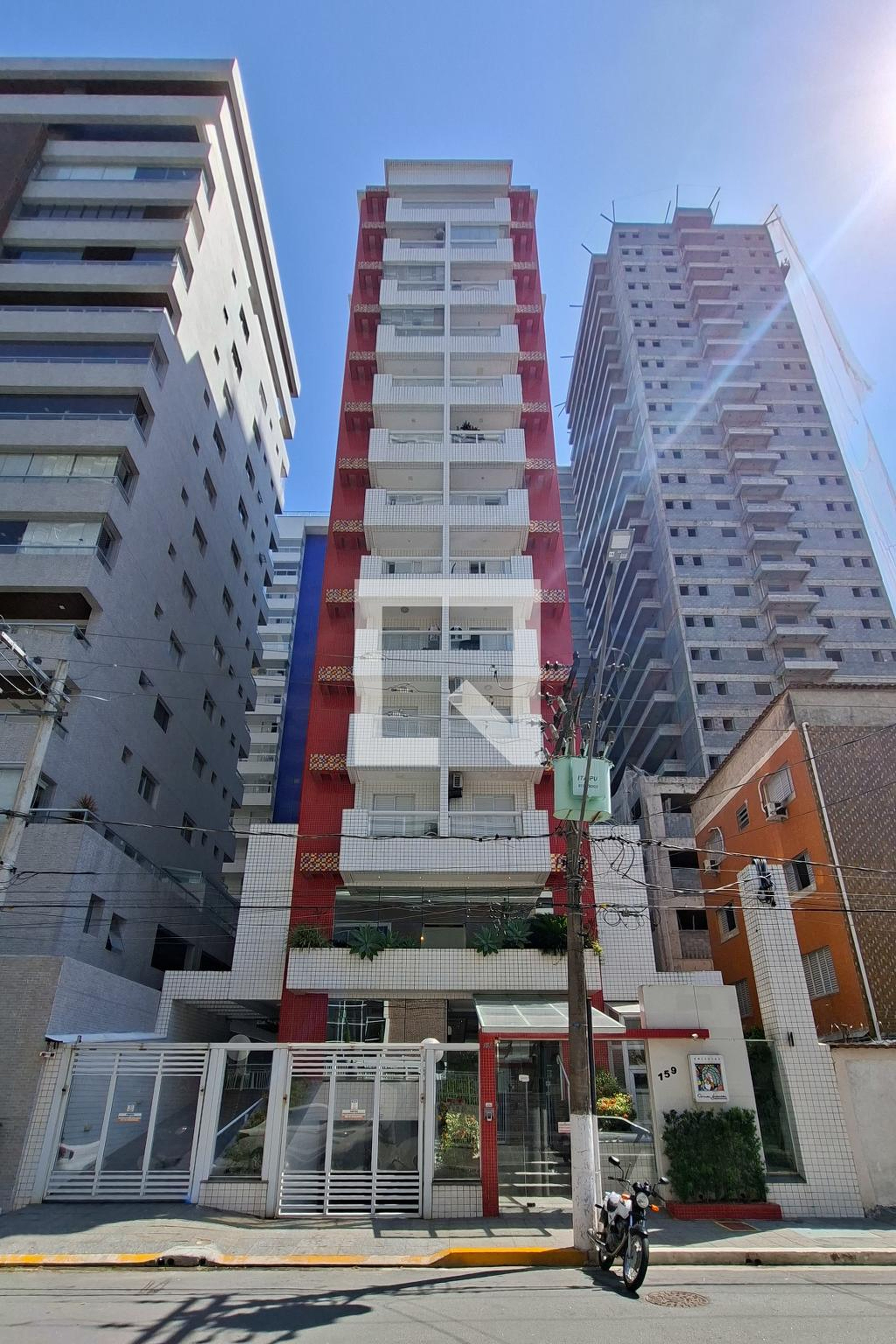 Fachada do Prédio Condomínio Ana Maria