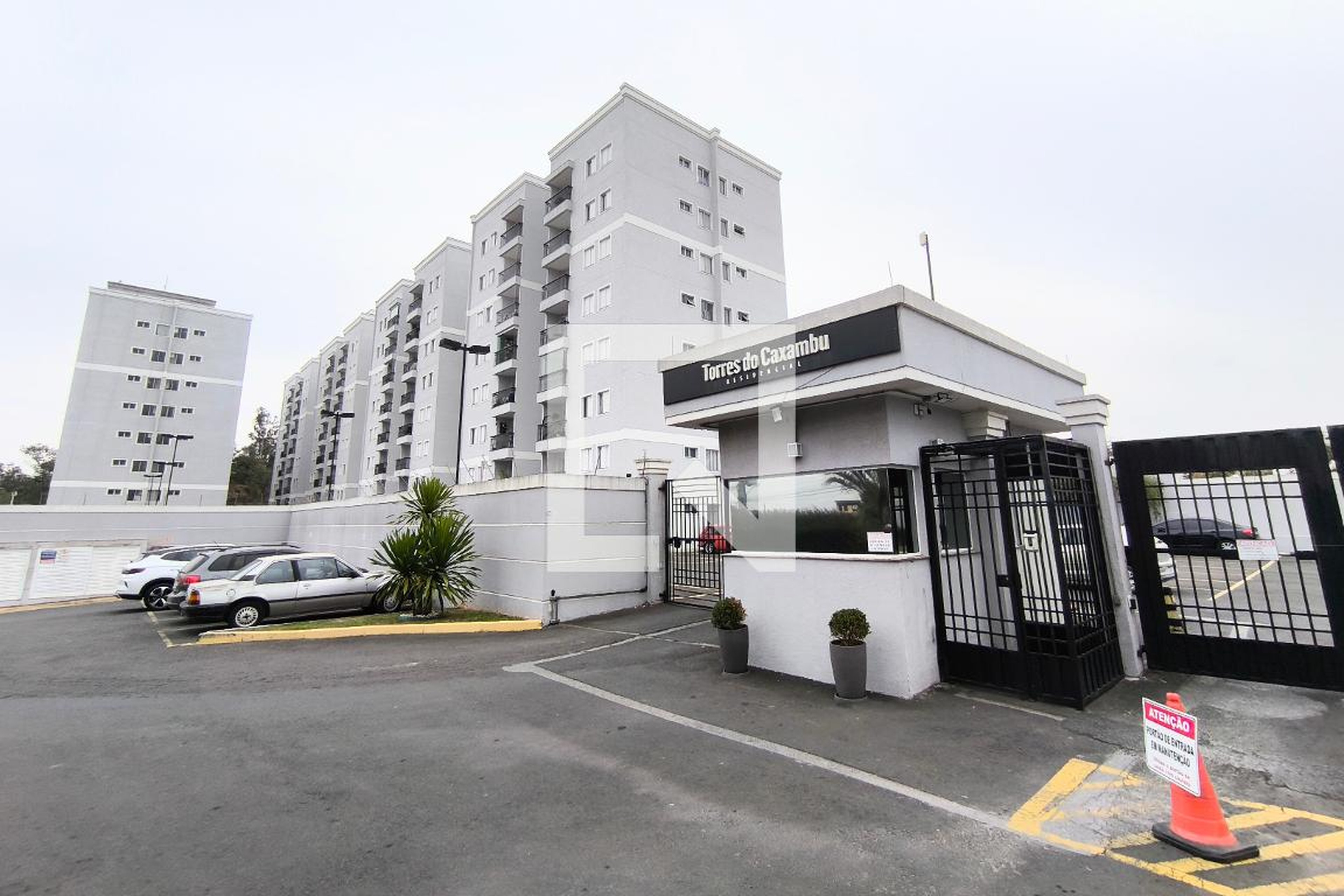 Fachada Condomínio Torres do Caxambu