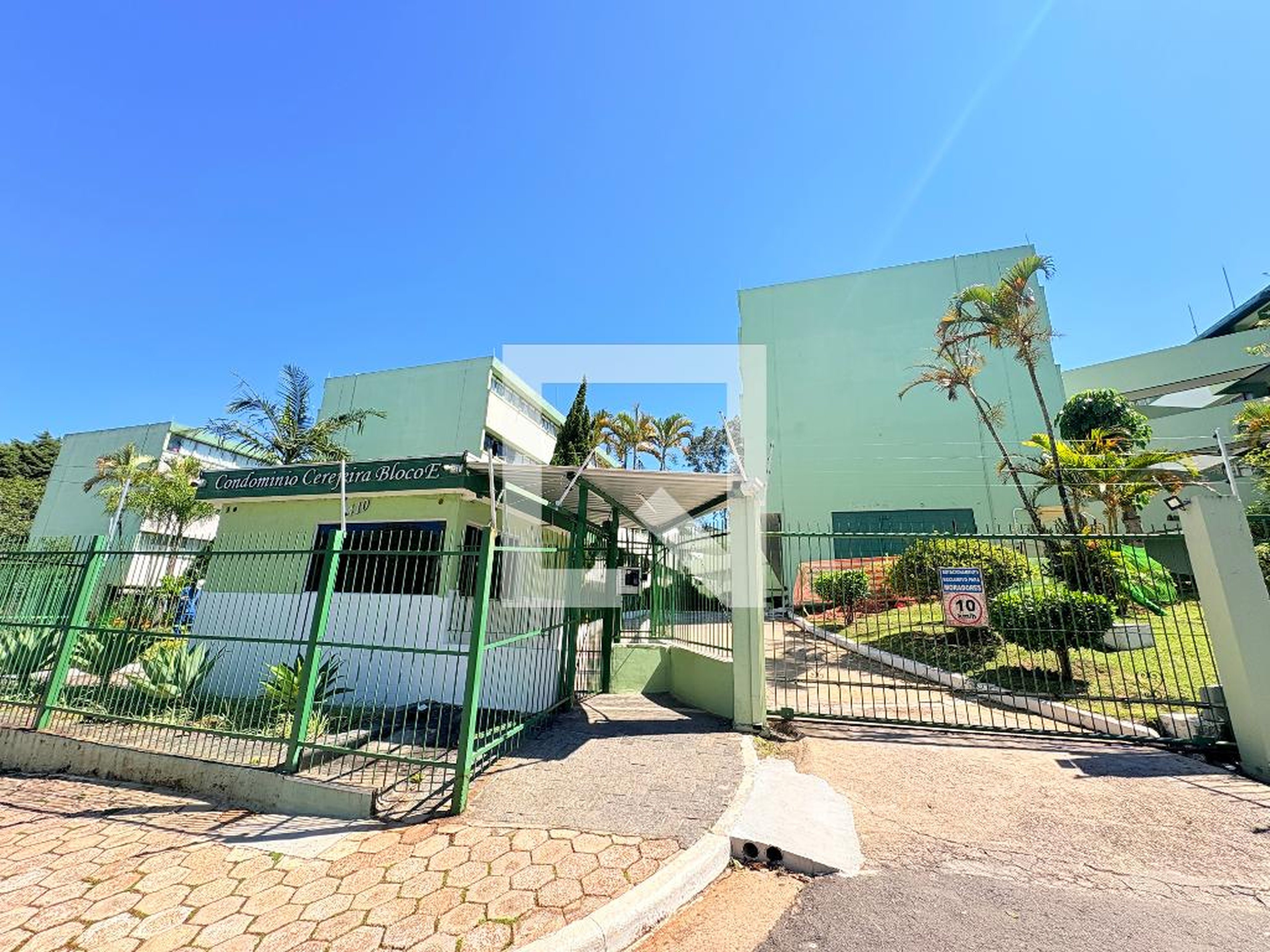 Fachada Condomínio Cerejeiras