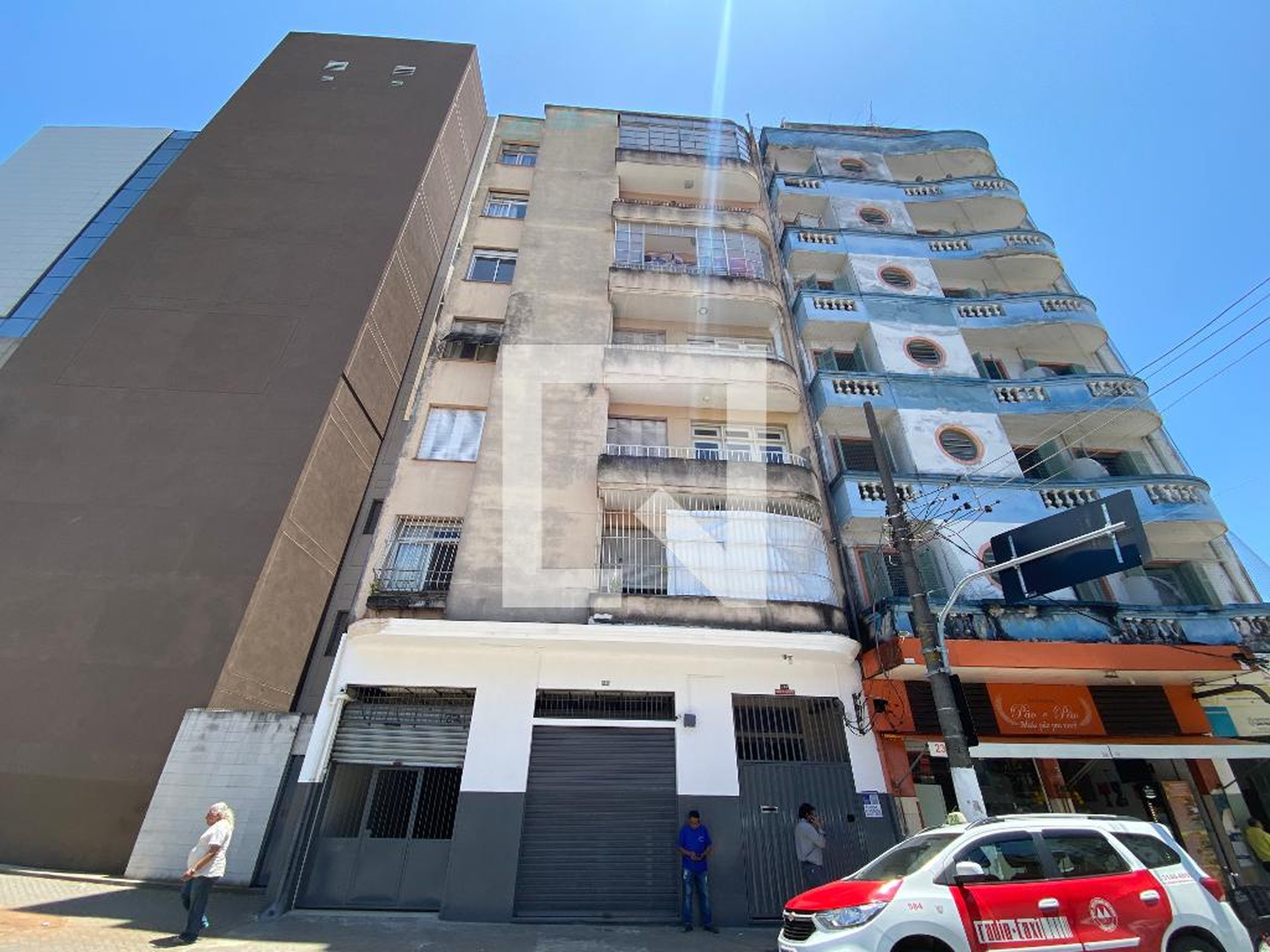 Fachada Condomínio em Rua Helvétia, 244