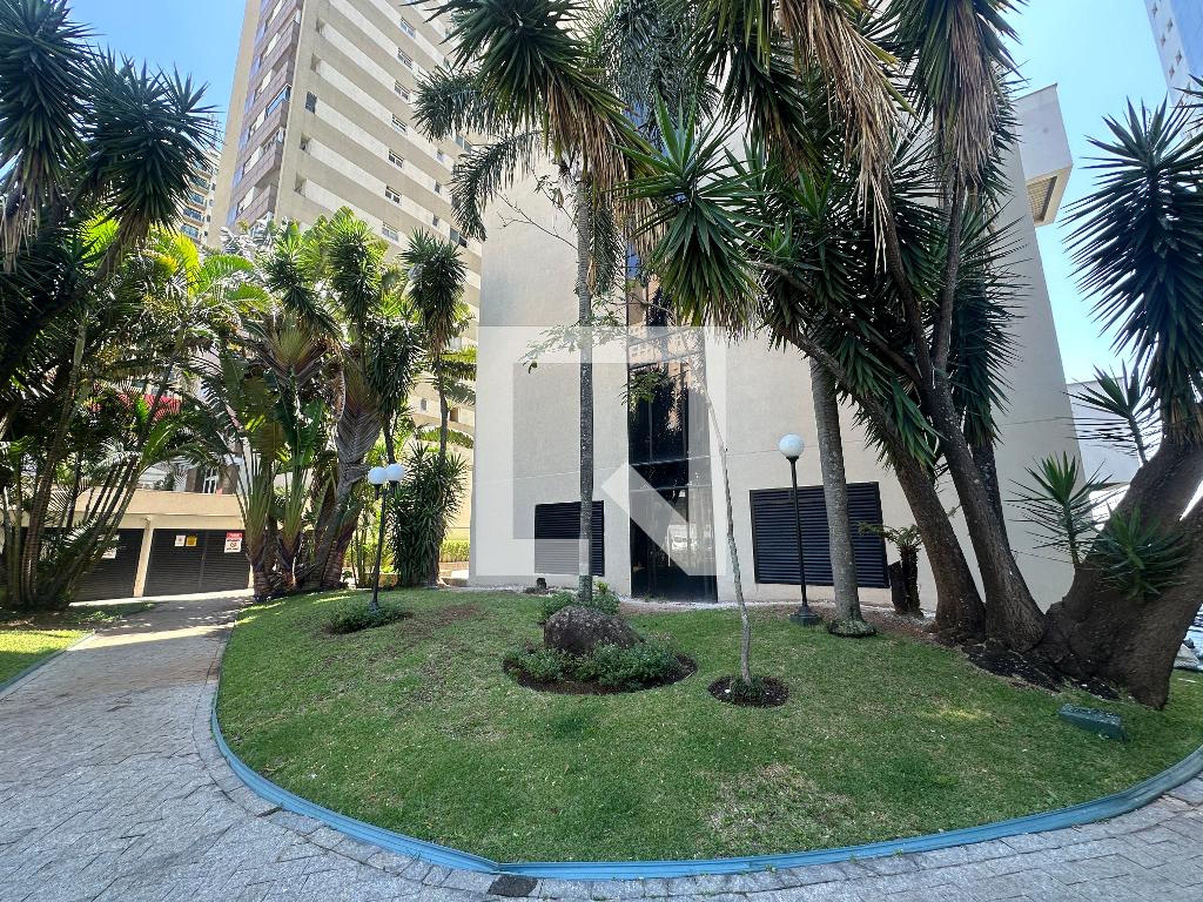 Fachada Condomínio Duplex House