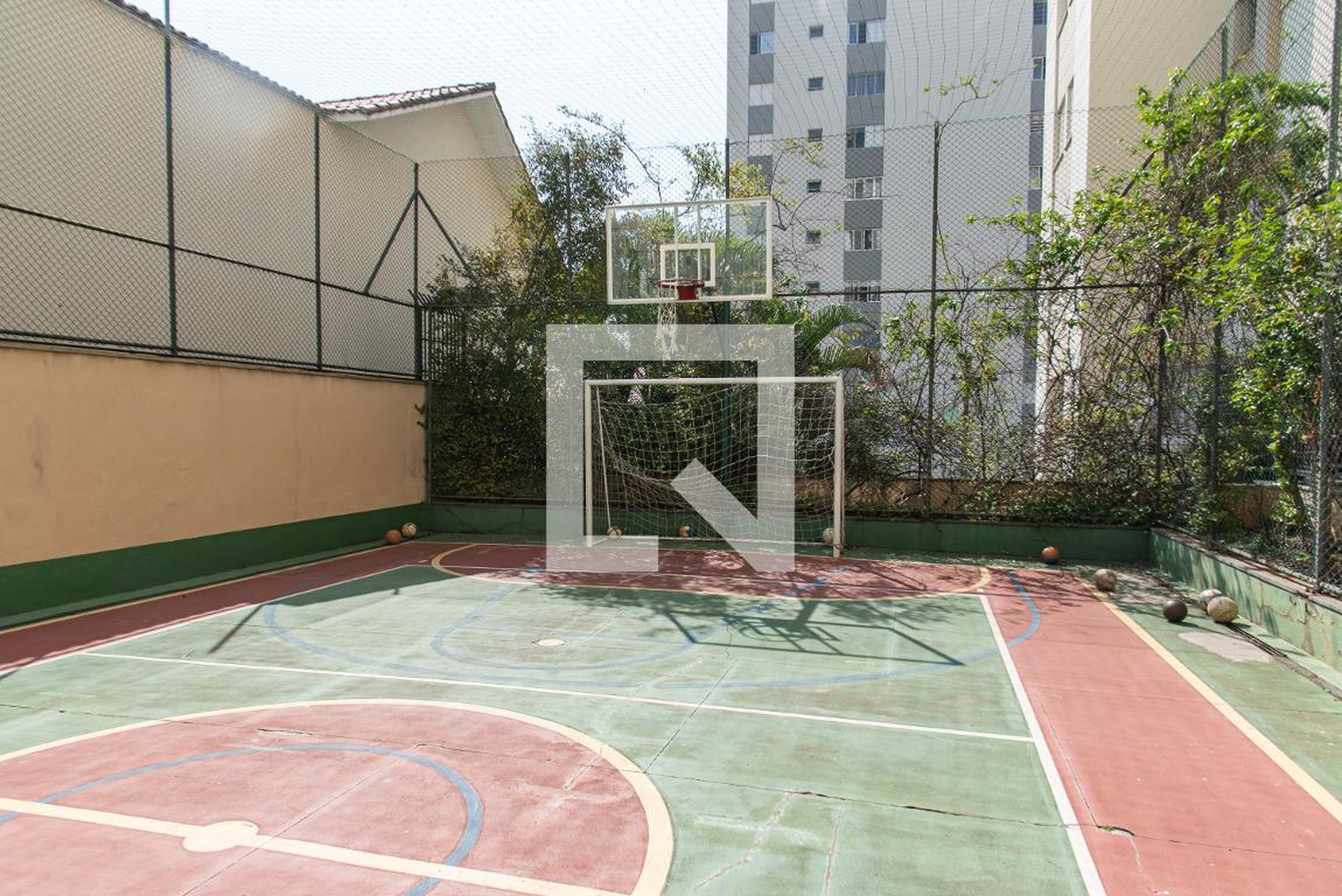 Quadra Esportiva - Torres de Mariana