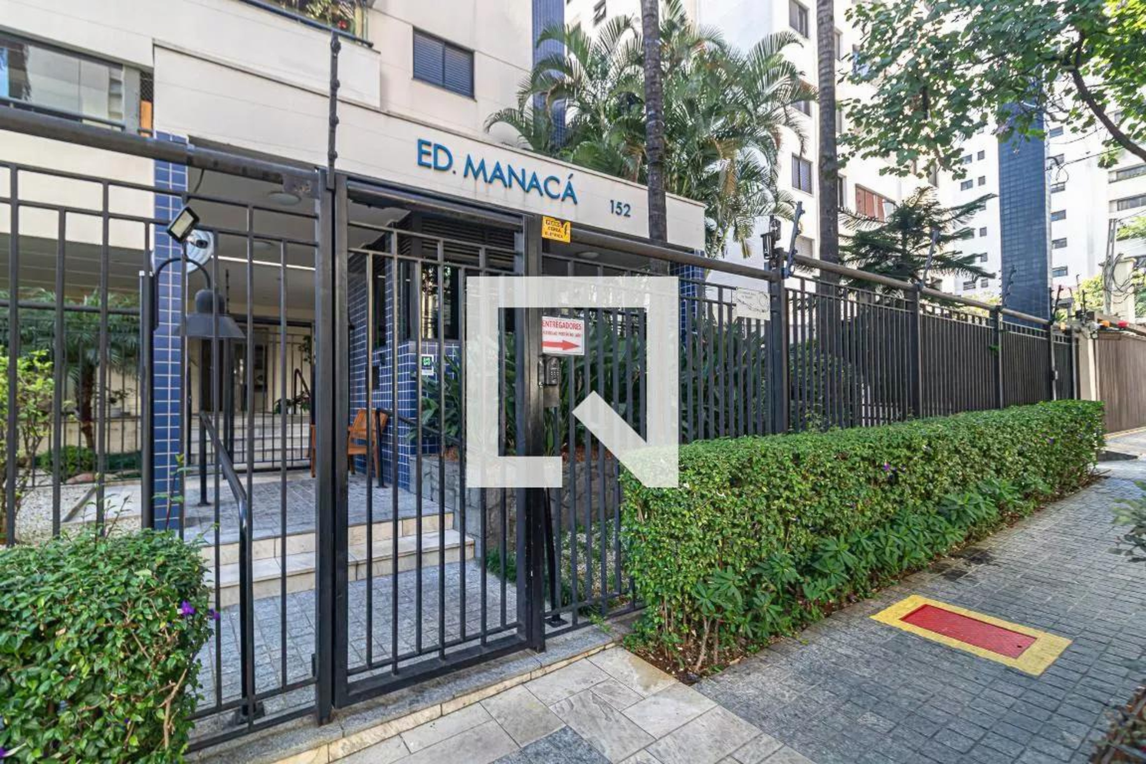 Fachada Condomínio Manacá