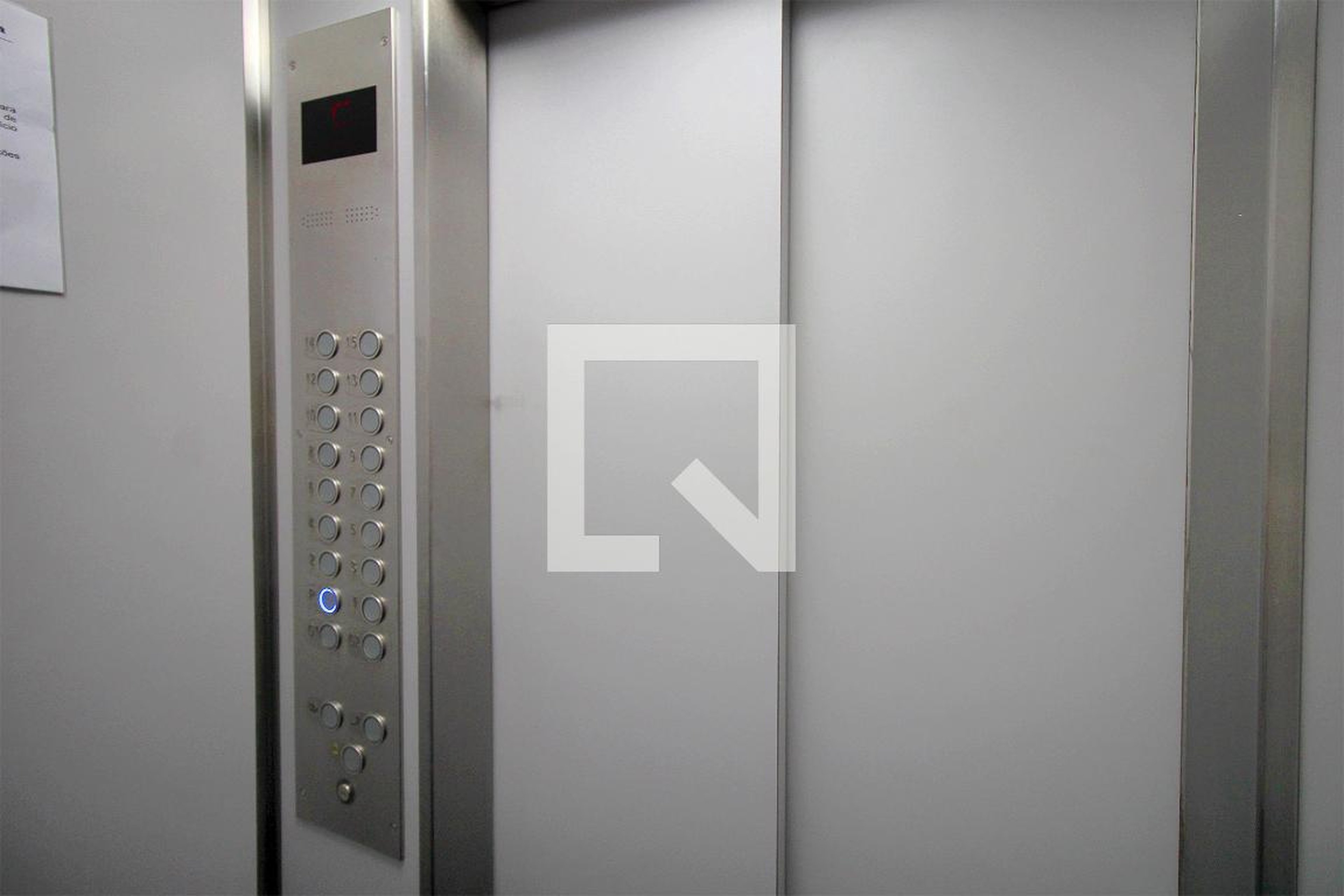 Elevador - Floresta Park