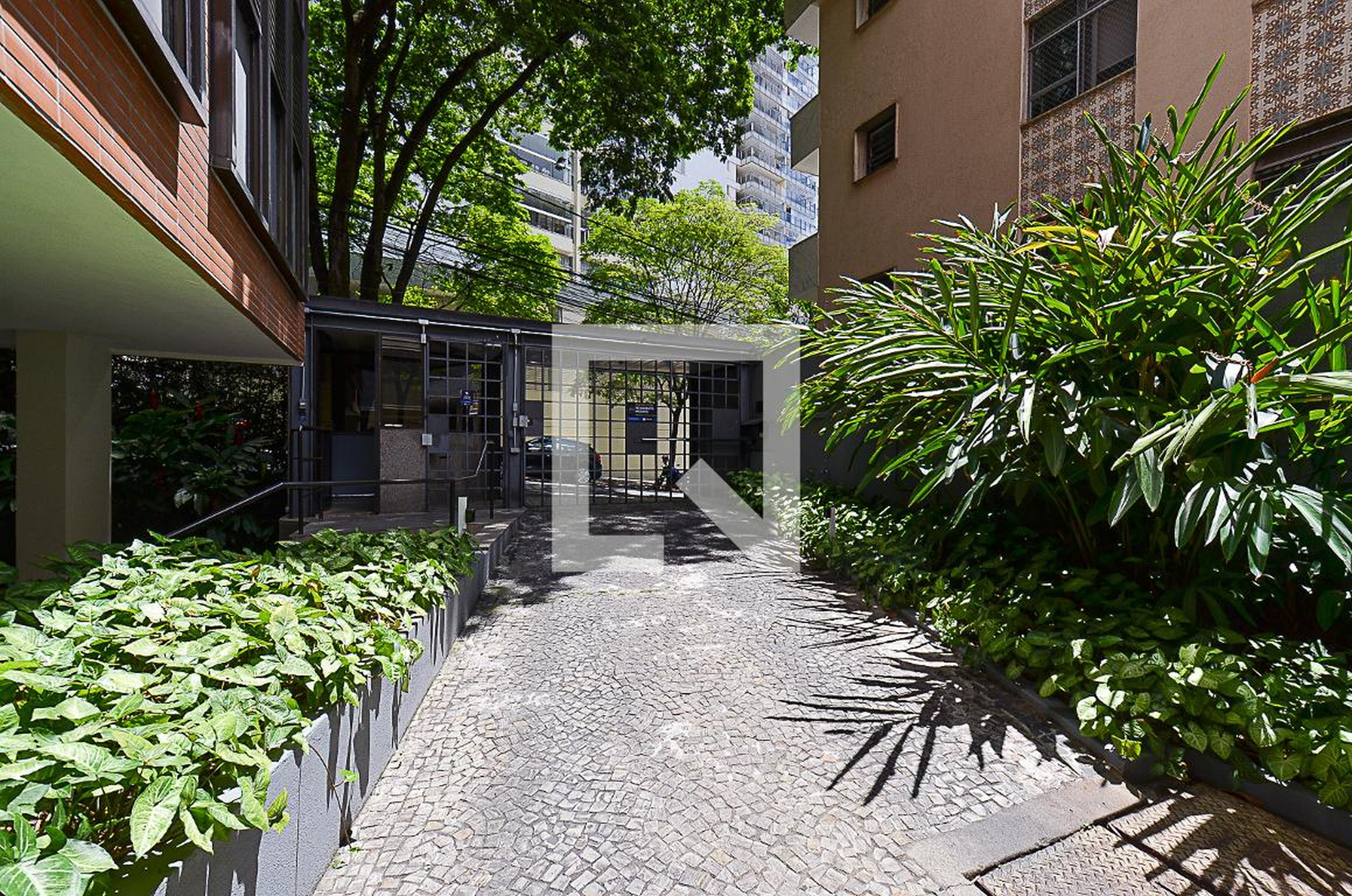 Entrada - Edifício Pousada do Sol