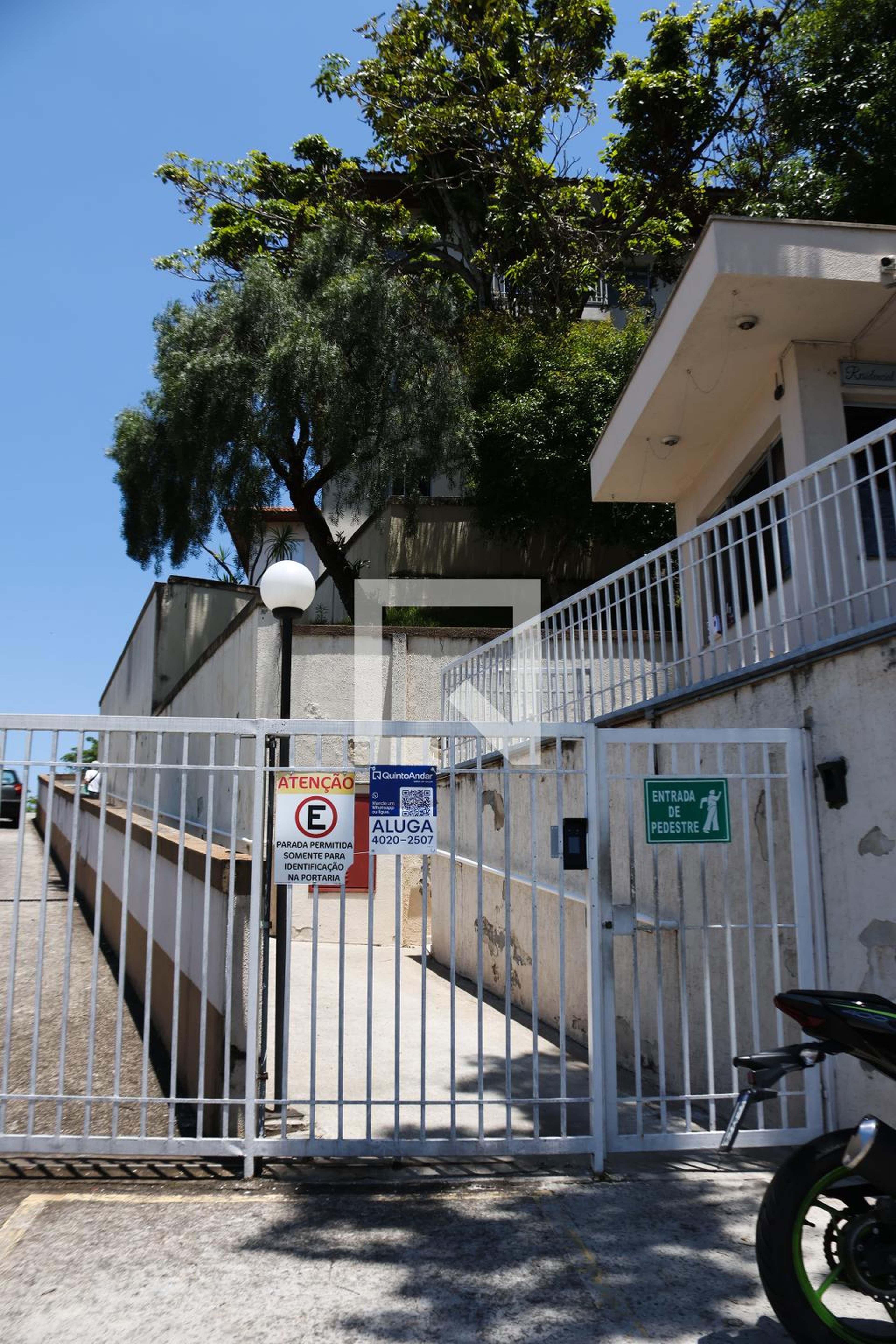 Fachada Residencial Villa Verde