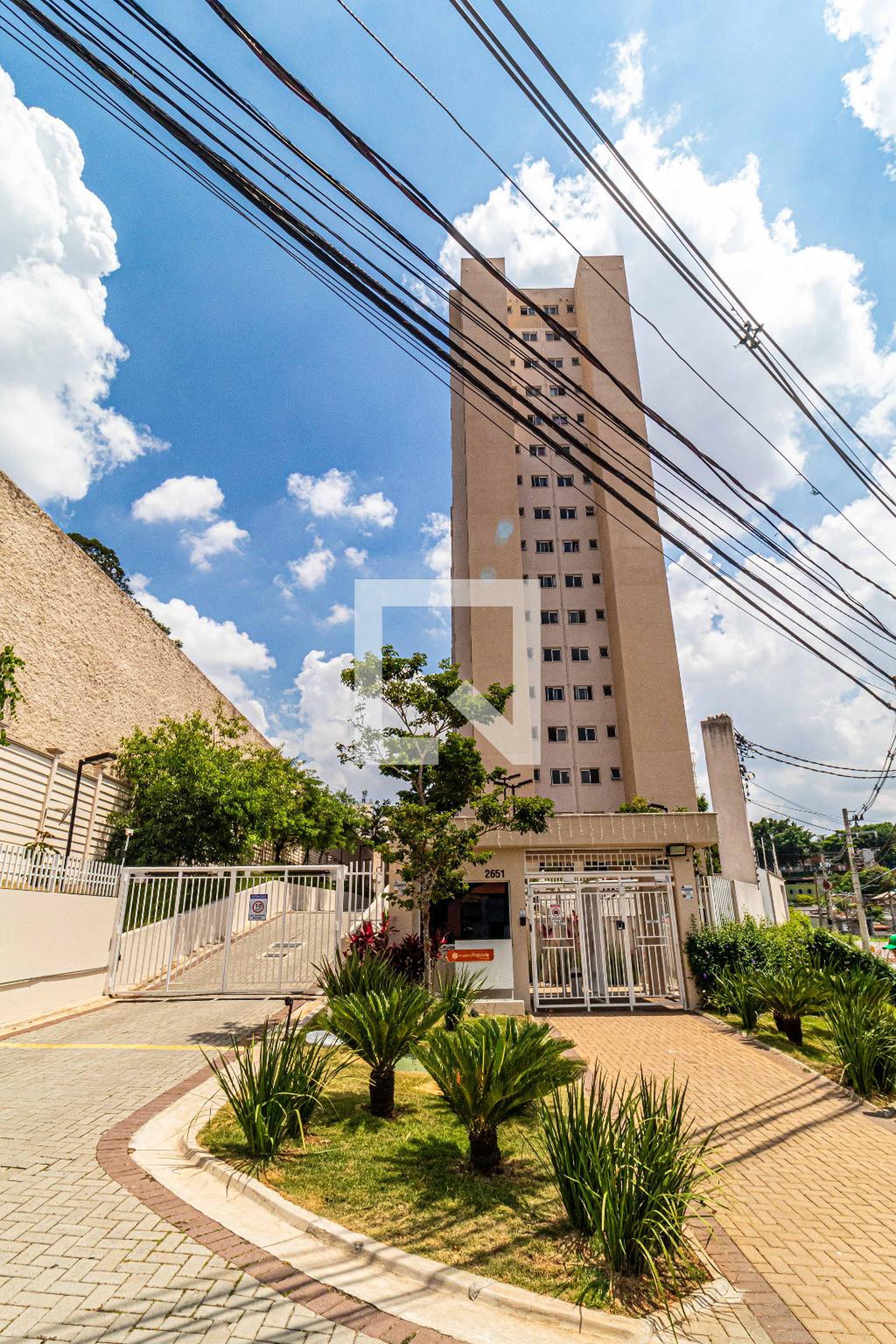 Fachada Condomínio Plano & Raposo