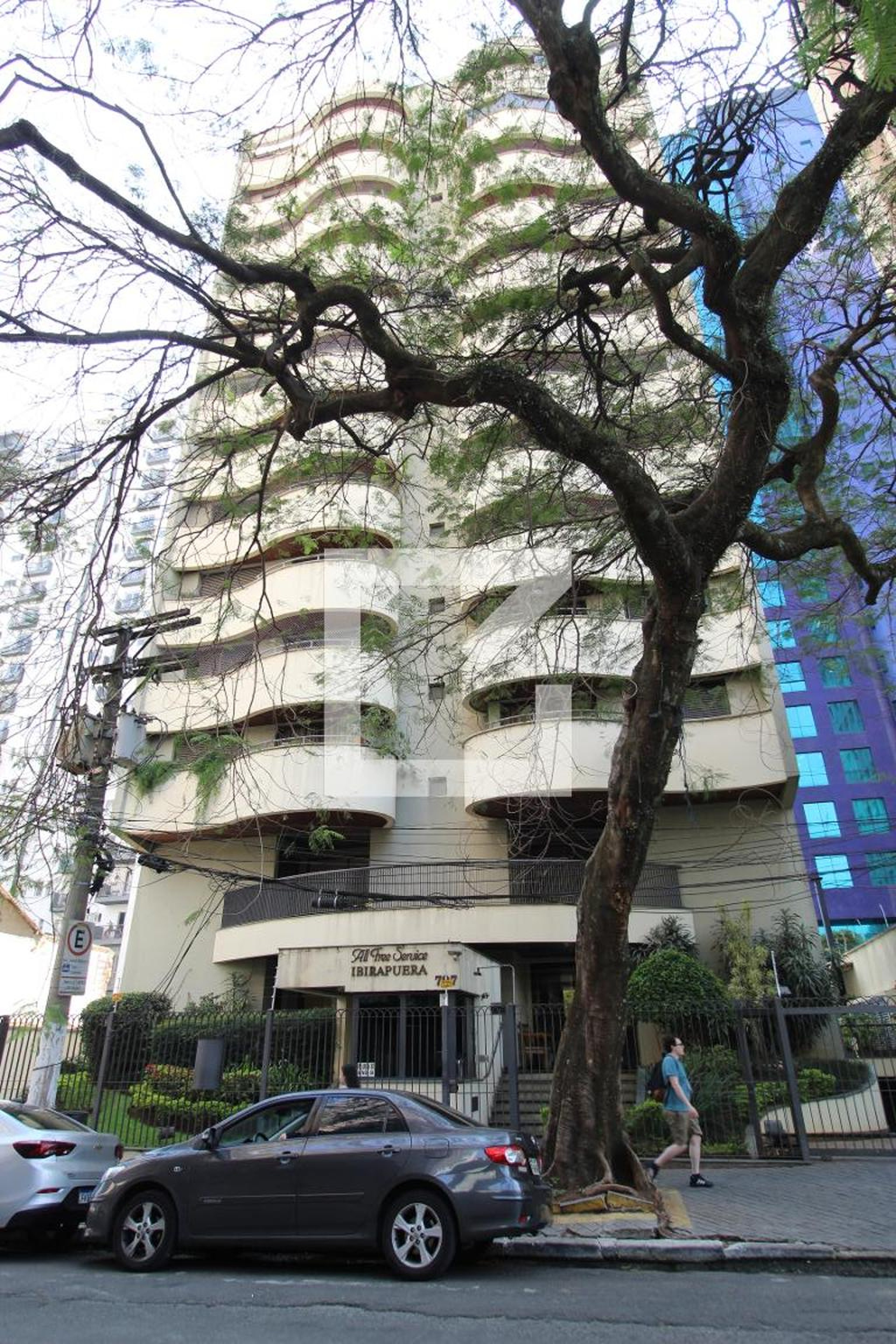 Fachada do Prédio Condomínio All Free Service Ibirapuera