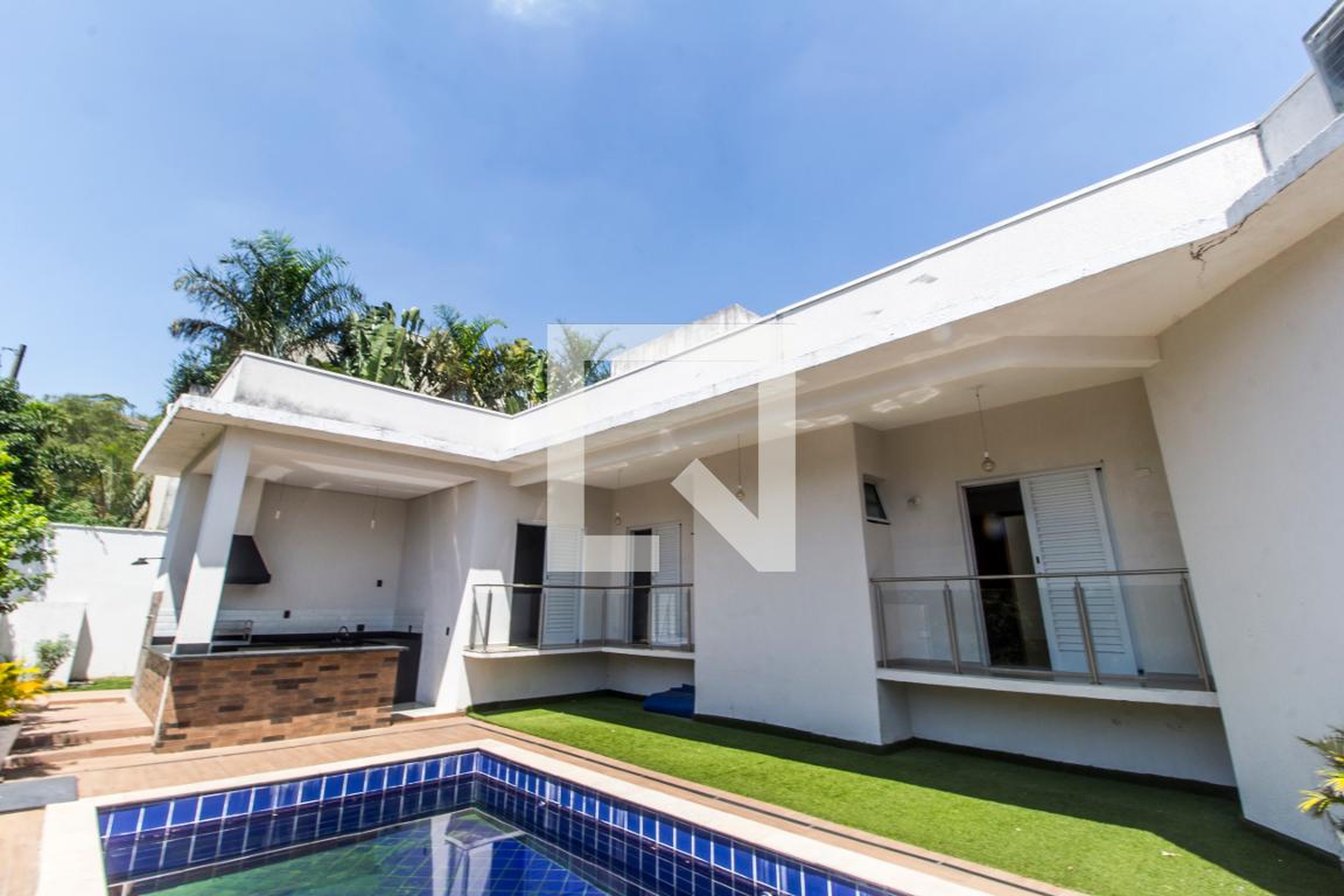 Fachada Condomínio em Alameda Valê do Sol, 204