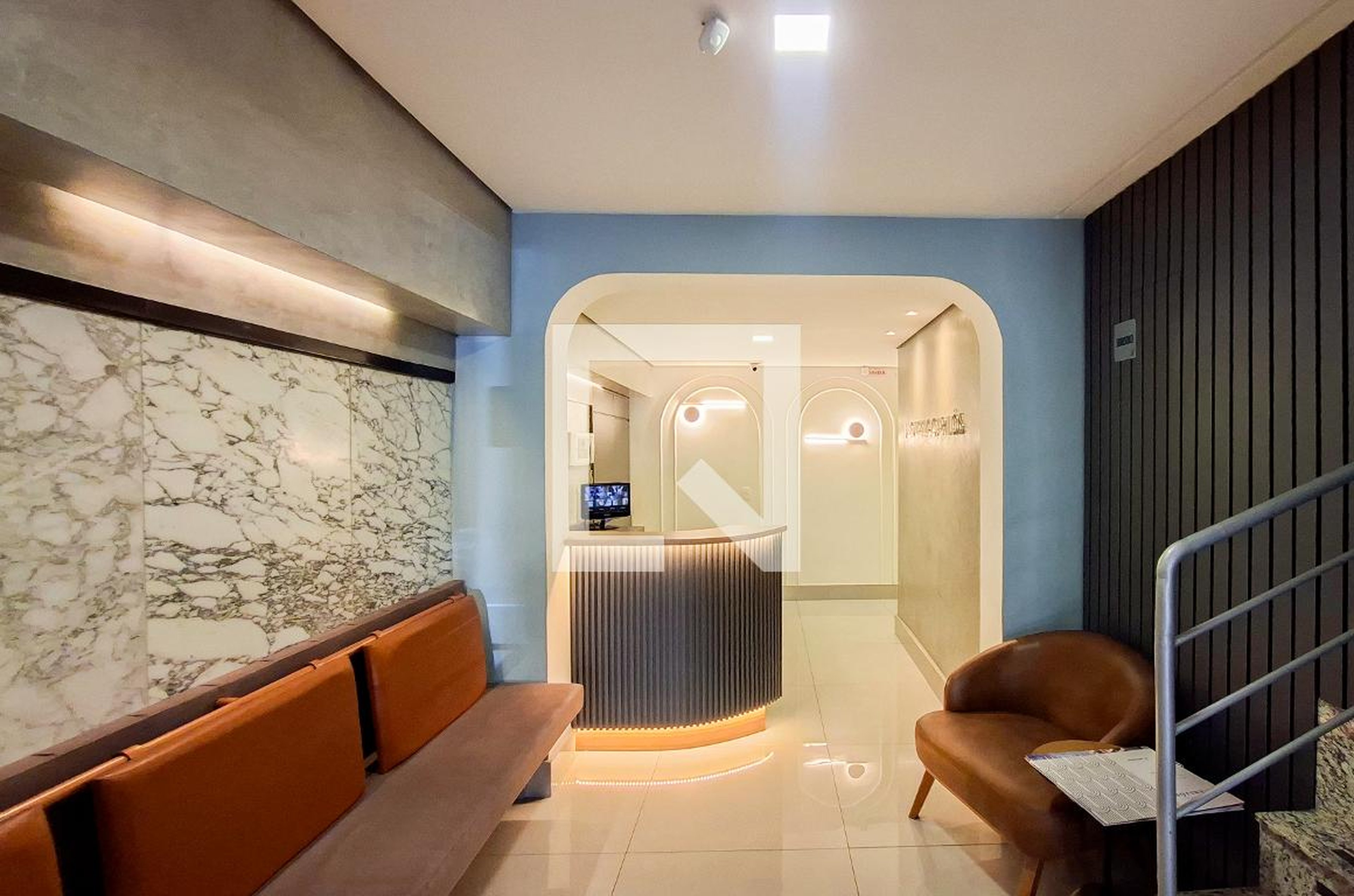 Hall de entrada Condomínio em Rua dos Carijós, 580