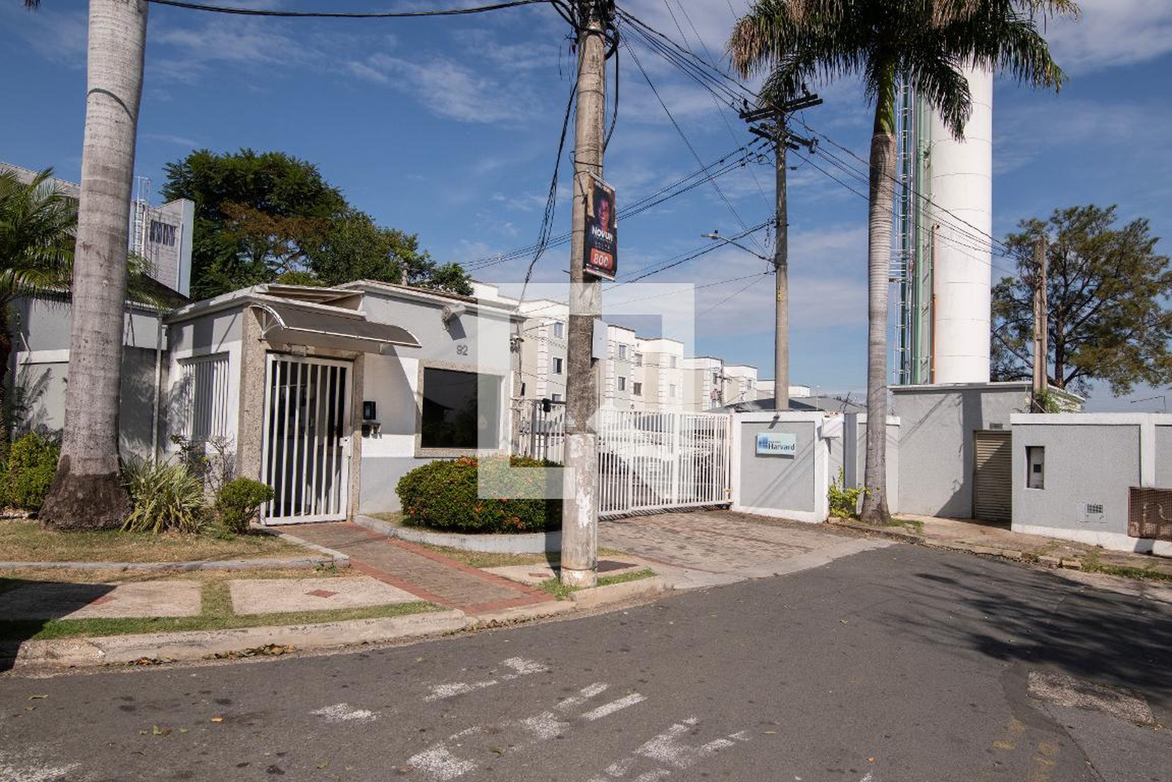 Fachada do Condomínio Condomínio Parque Harvard